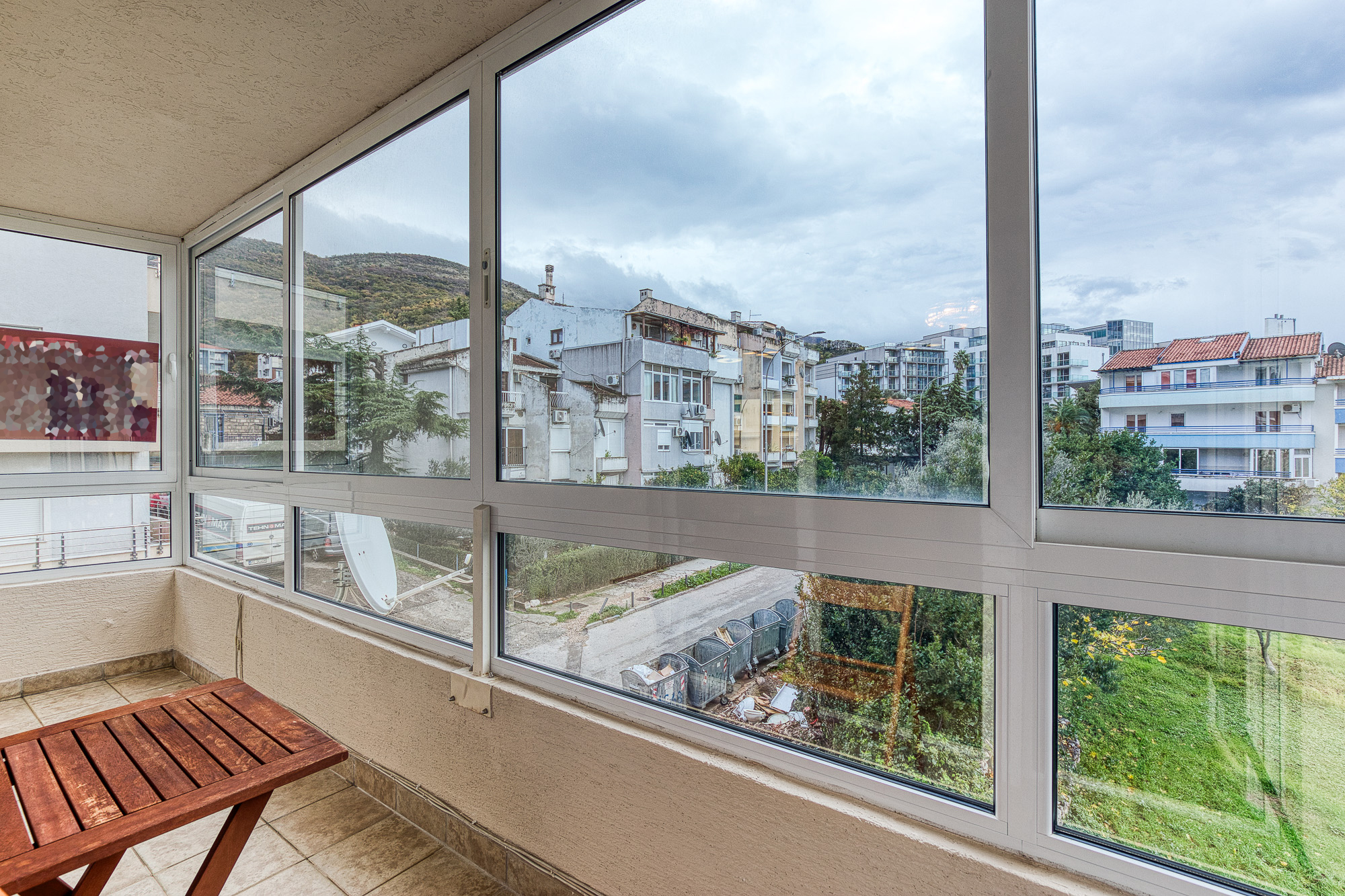 Apartment with 2 bedrooms in Bečići
