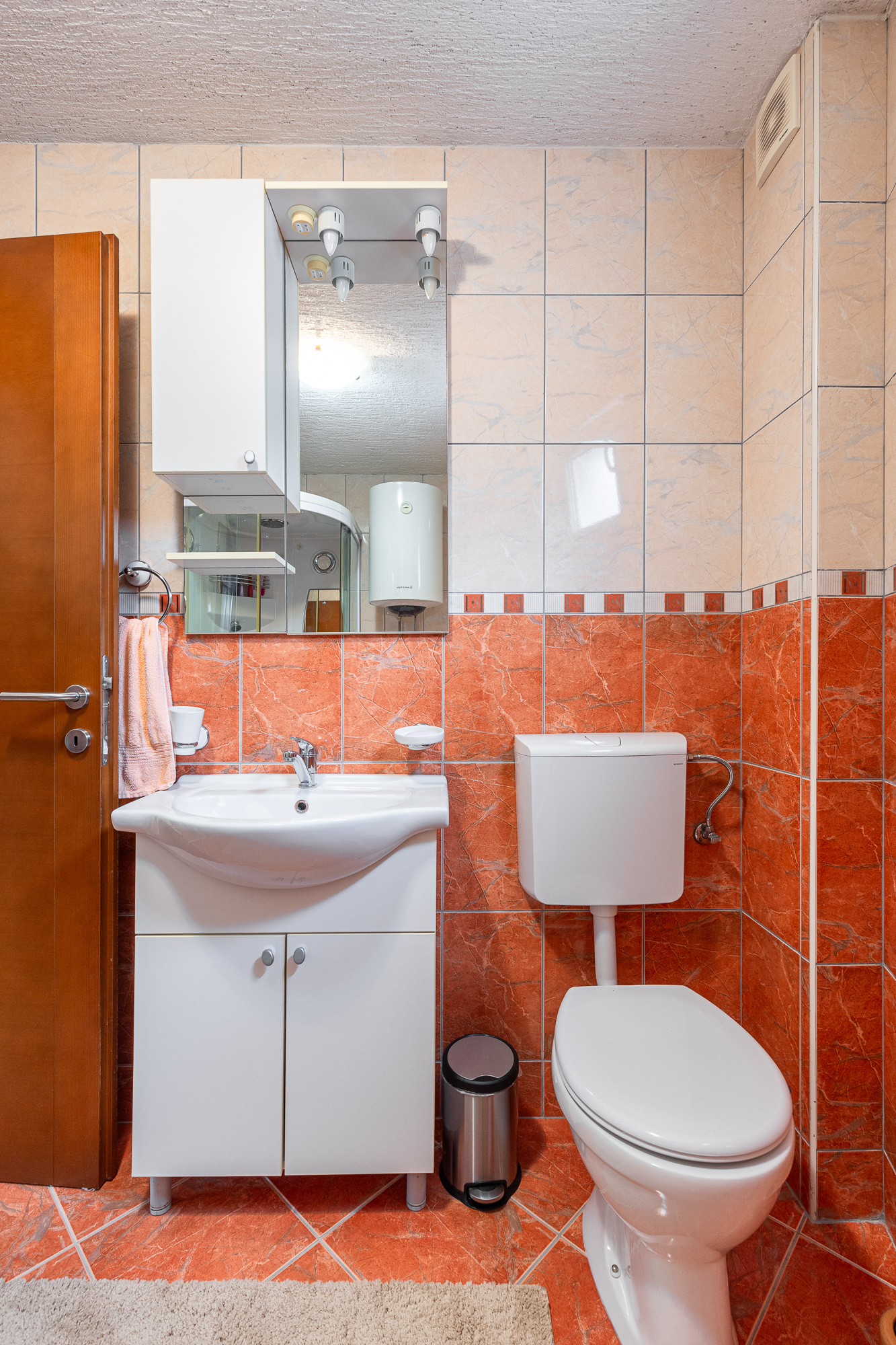 Apartment with 2 bedrooms in Bečići