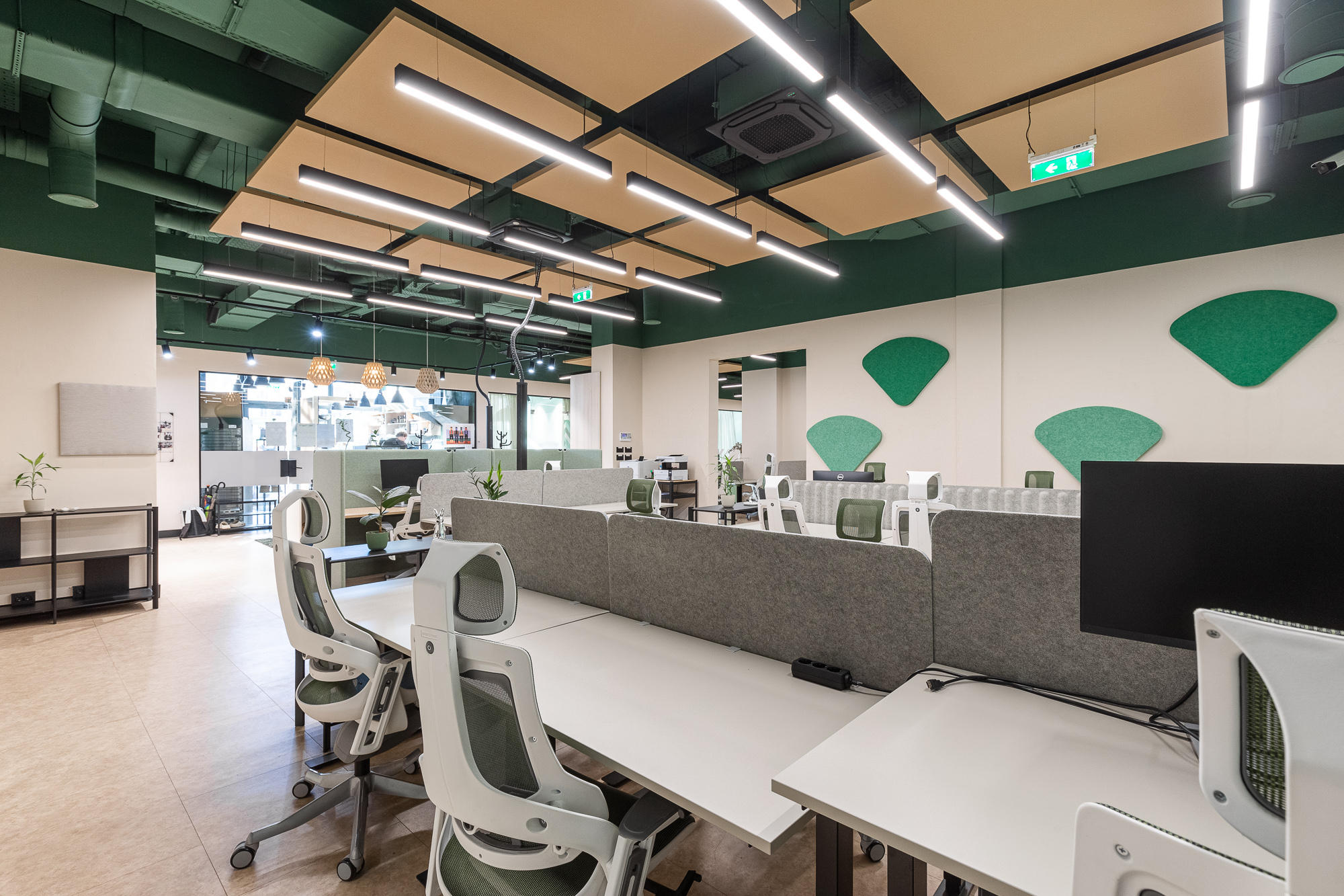 Commercial property in Budva, 400 m²