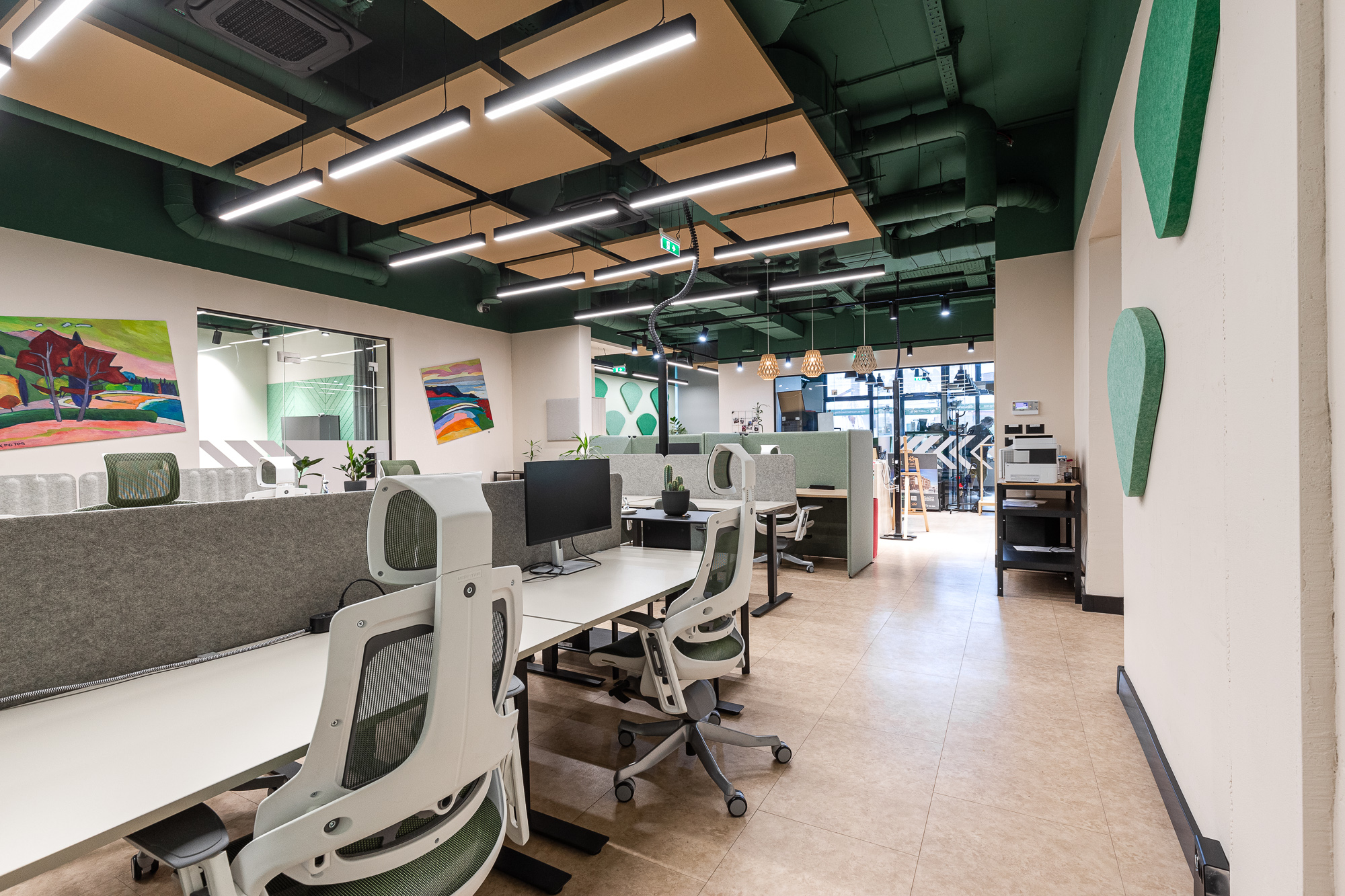 Commercial property in Budva, 400 m²