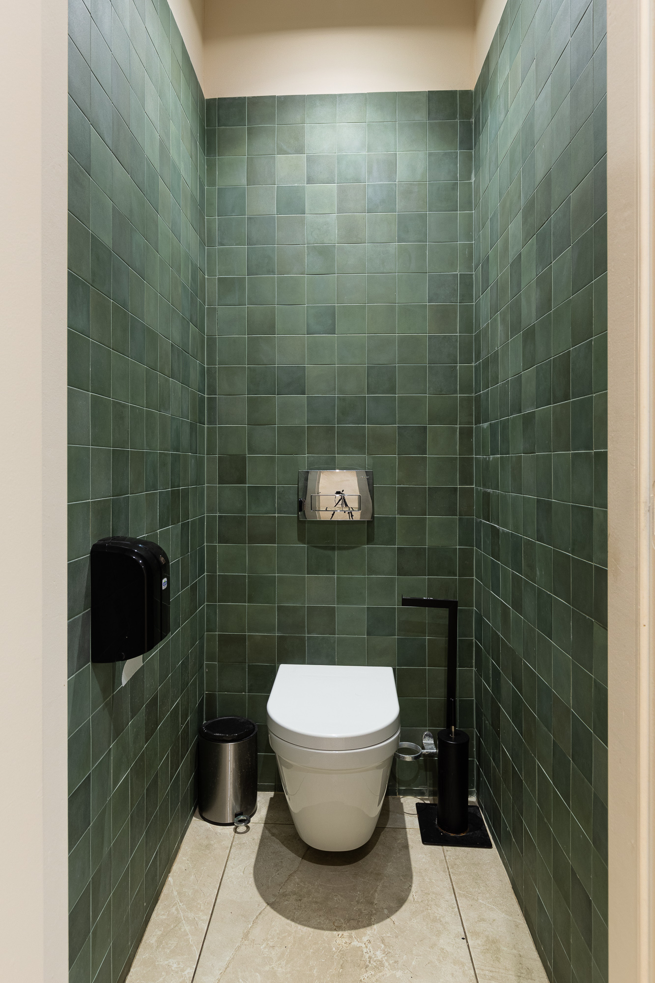 Commercial property in Budva, 400 m²