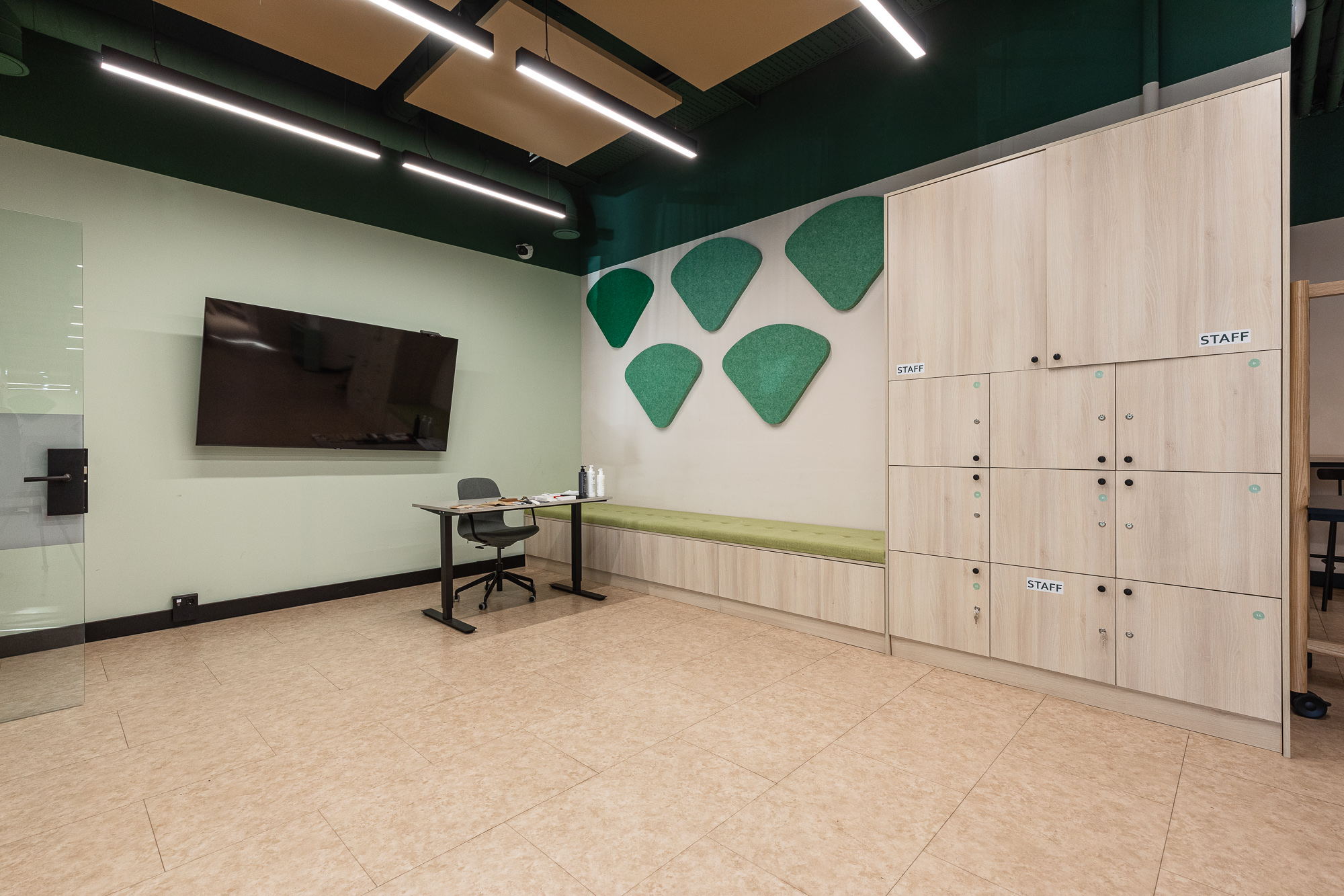 Commercial property in Budva, 400 m²