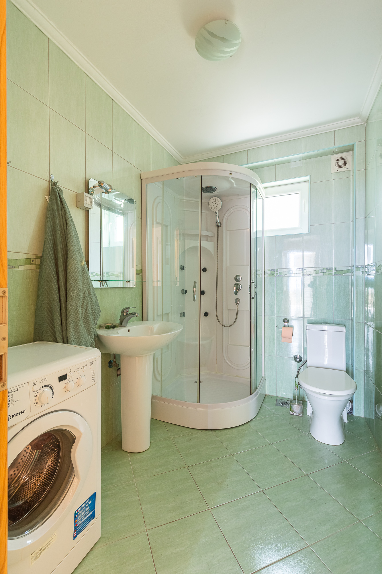 A house in Sutomore with a panoramic sea view 140 m2