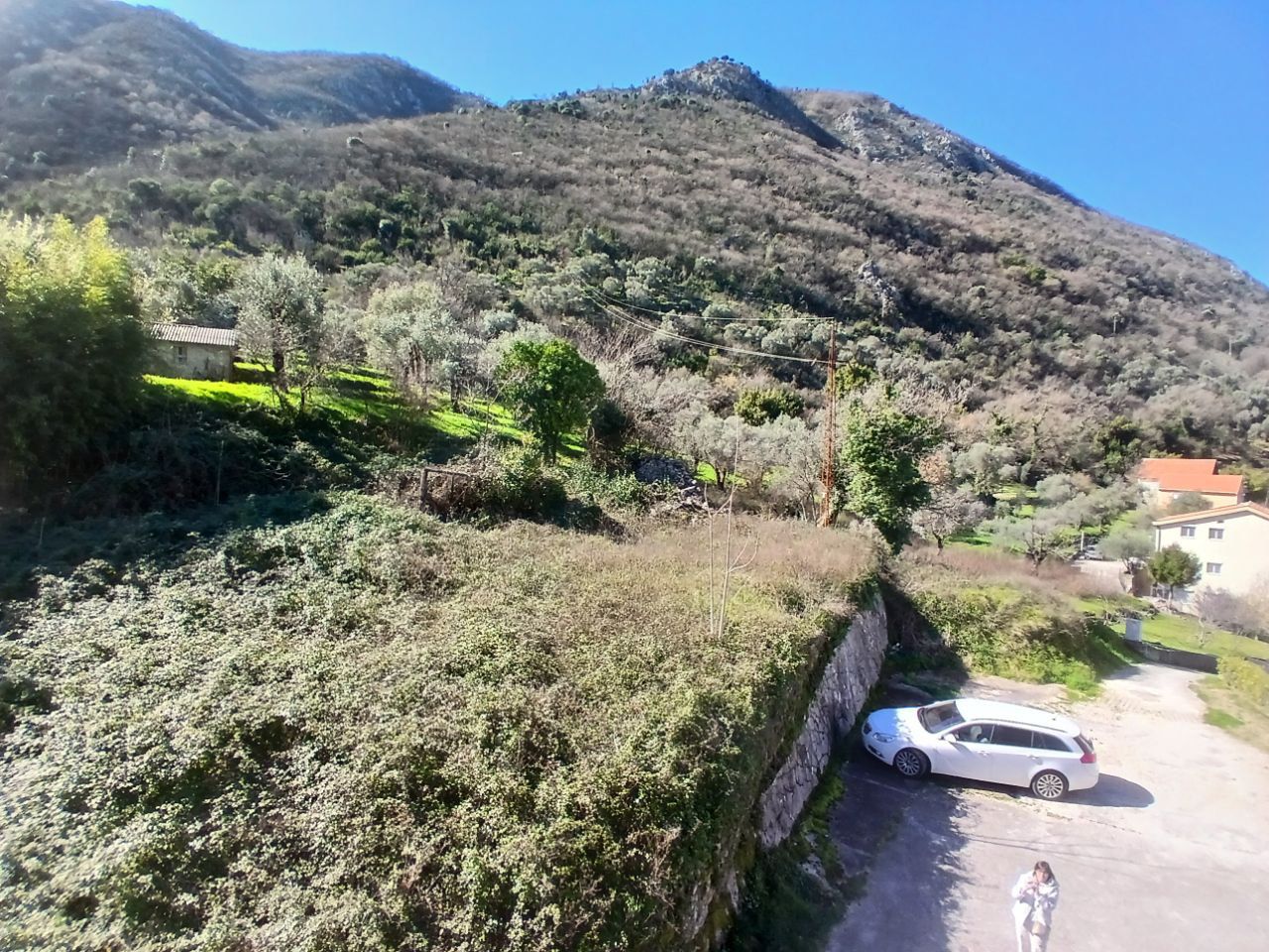 Plot 2,400 m² for Sale in Stoliv, Kotor – Near Hyatt Hotel