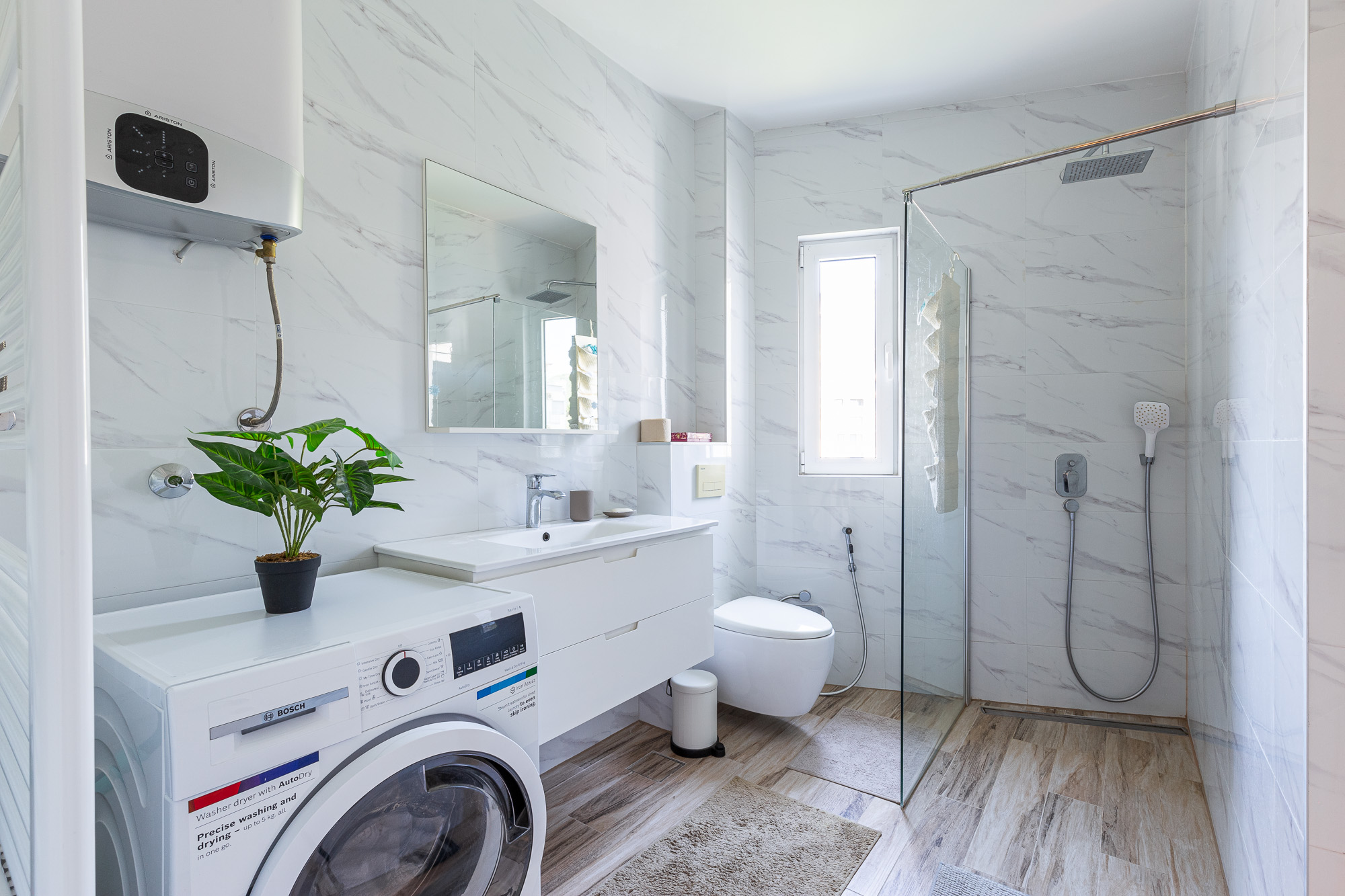 Luxury Penthouse in 5★ Resort with Rooftop Jacuzzi & Sunrise Views