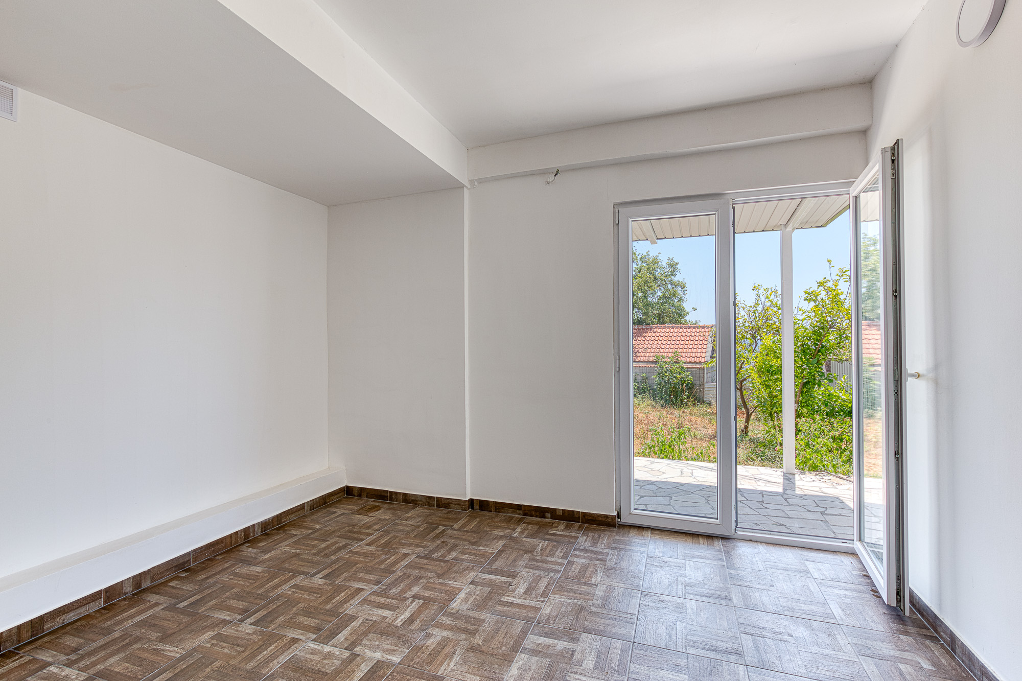 Two-unit home with stunning views of the Adriatic Sea