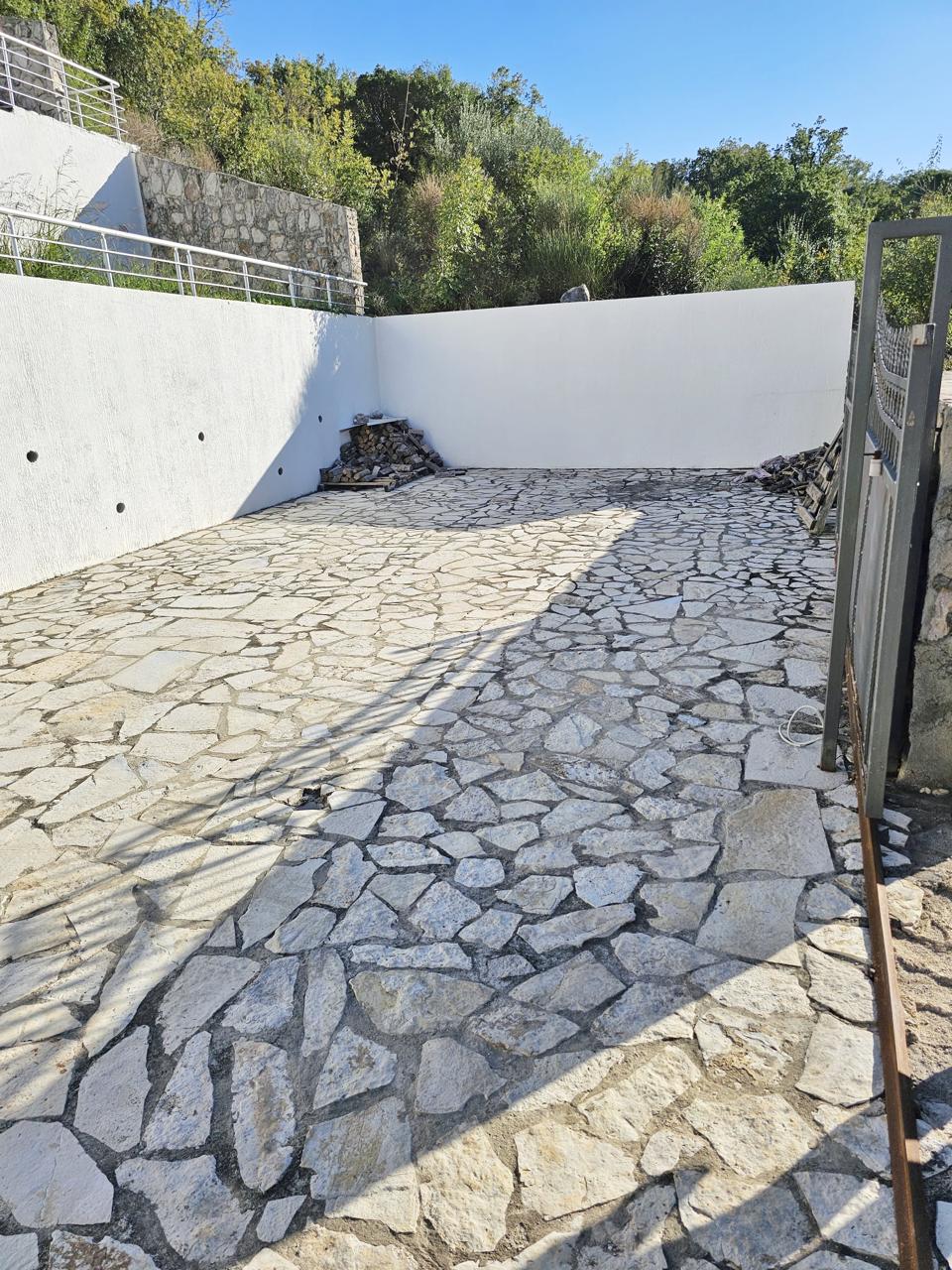 Panoramic view house in Ratac with swimming pool