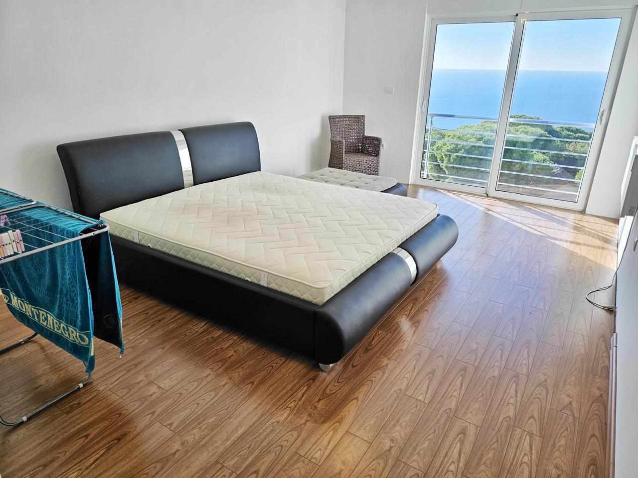 Panoramic view house in Ratac with swimming pool