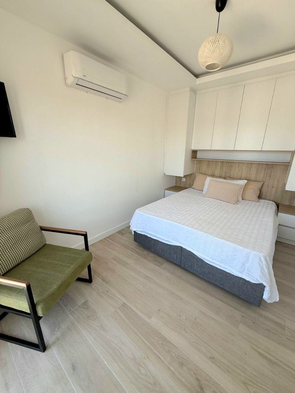 Three-bedroom apartment in Tivat