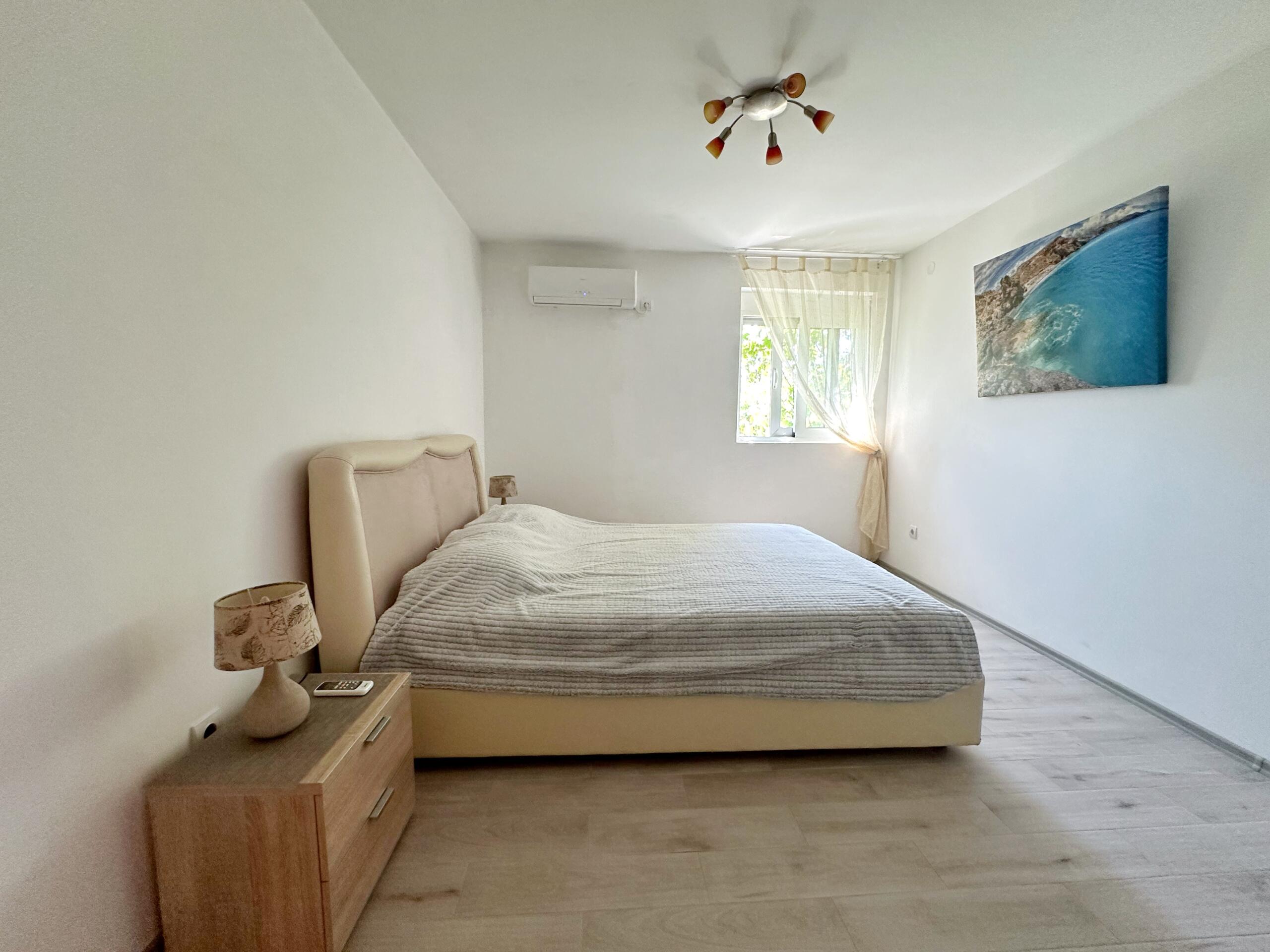 Mini-hotel with pool and spa near Lustica Bay