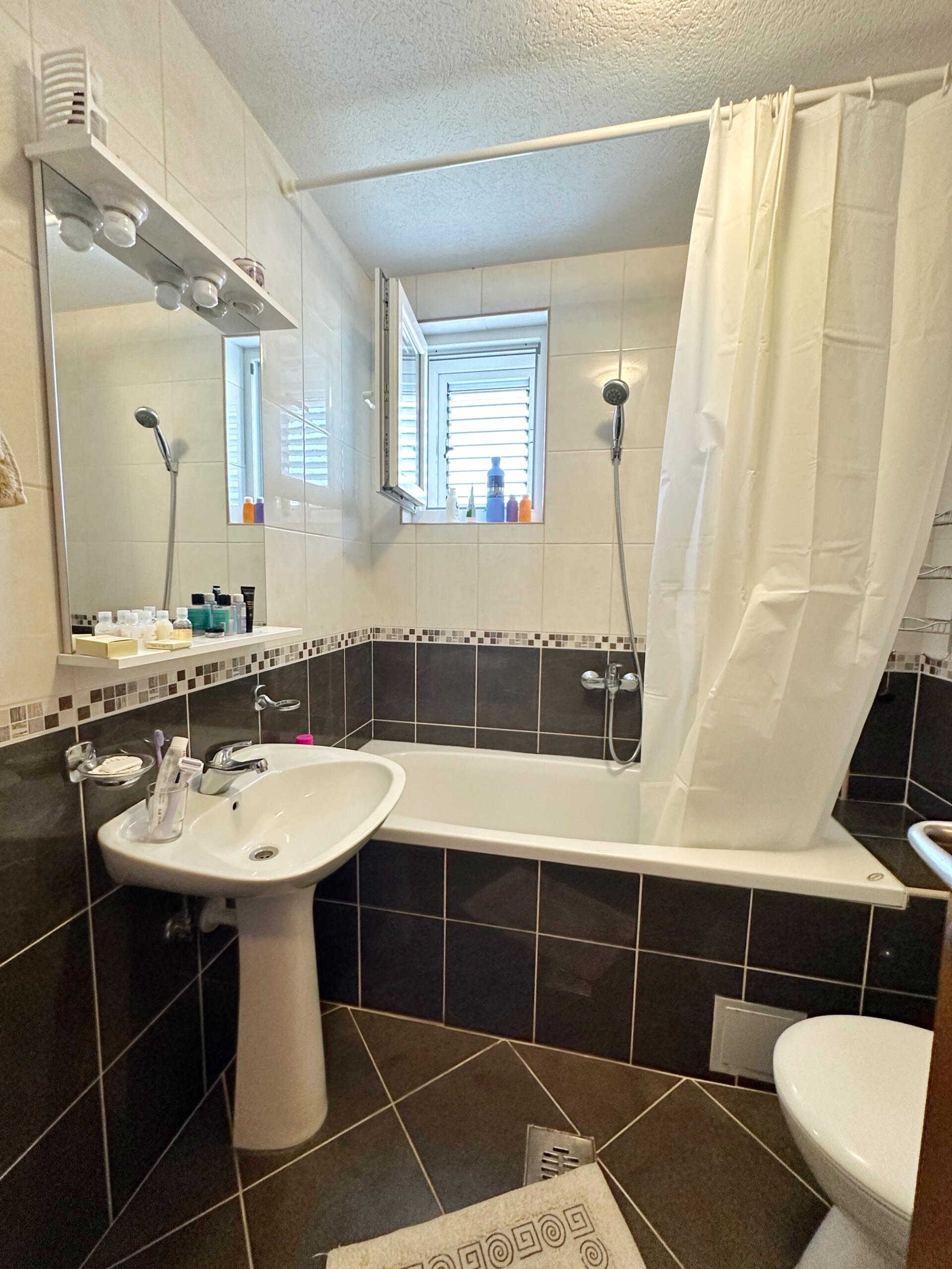 Mini-hotel with pool and spa near Lustica Bay