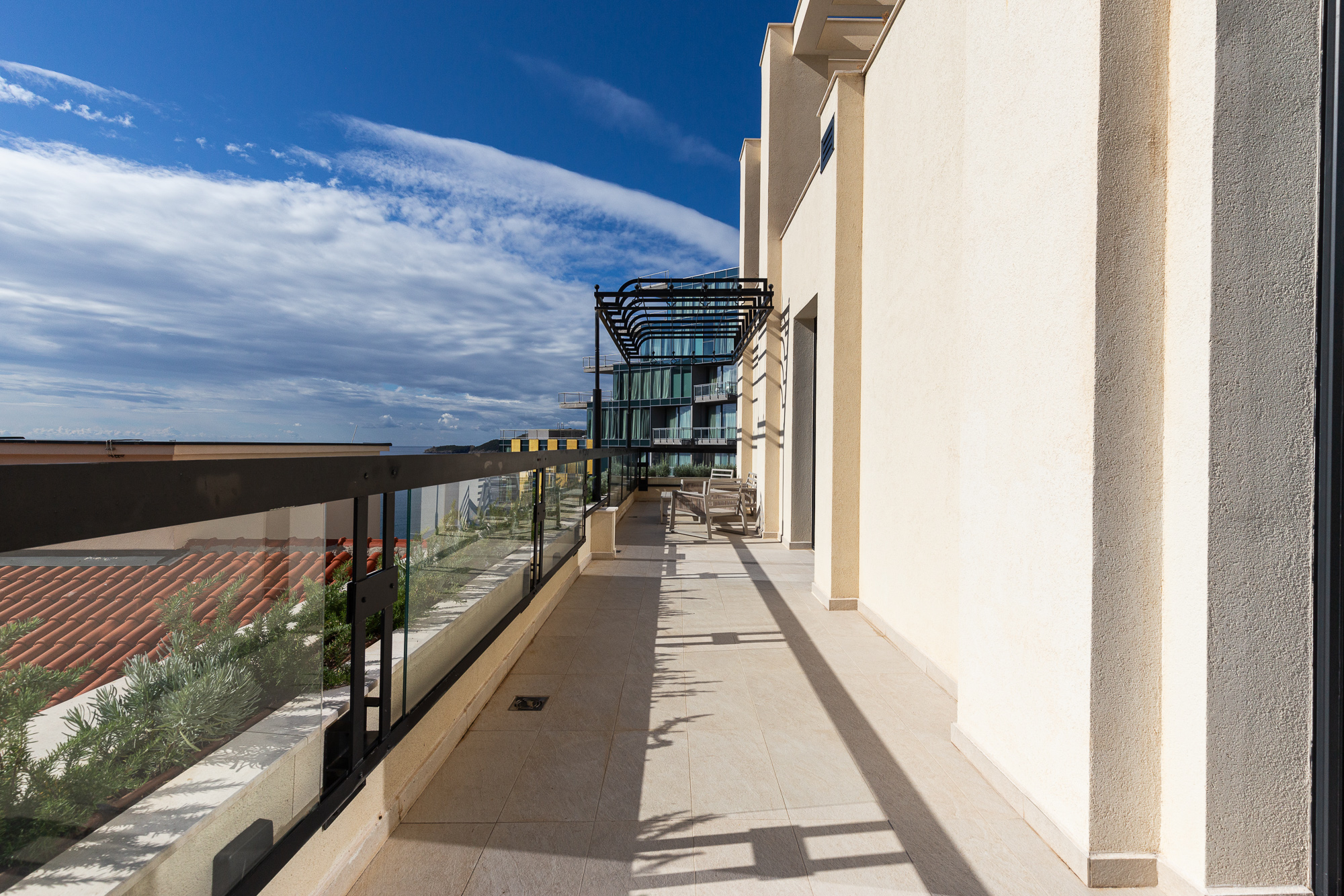 Lux apartments in Becici in an exclusive location