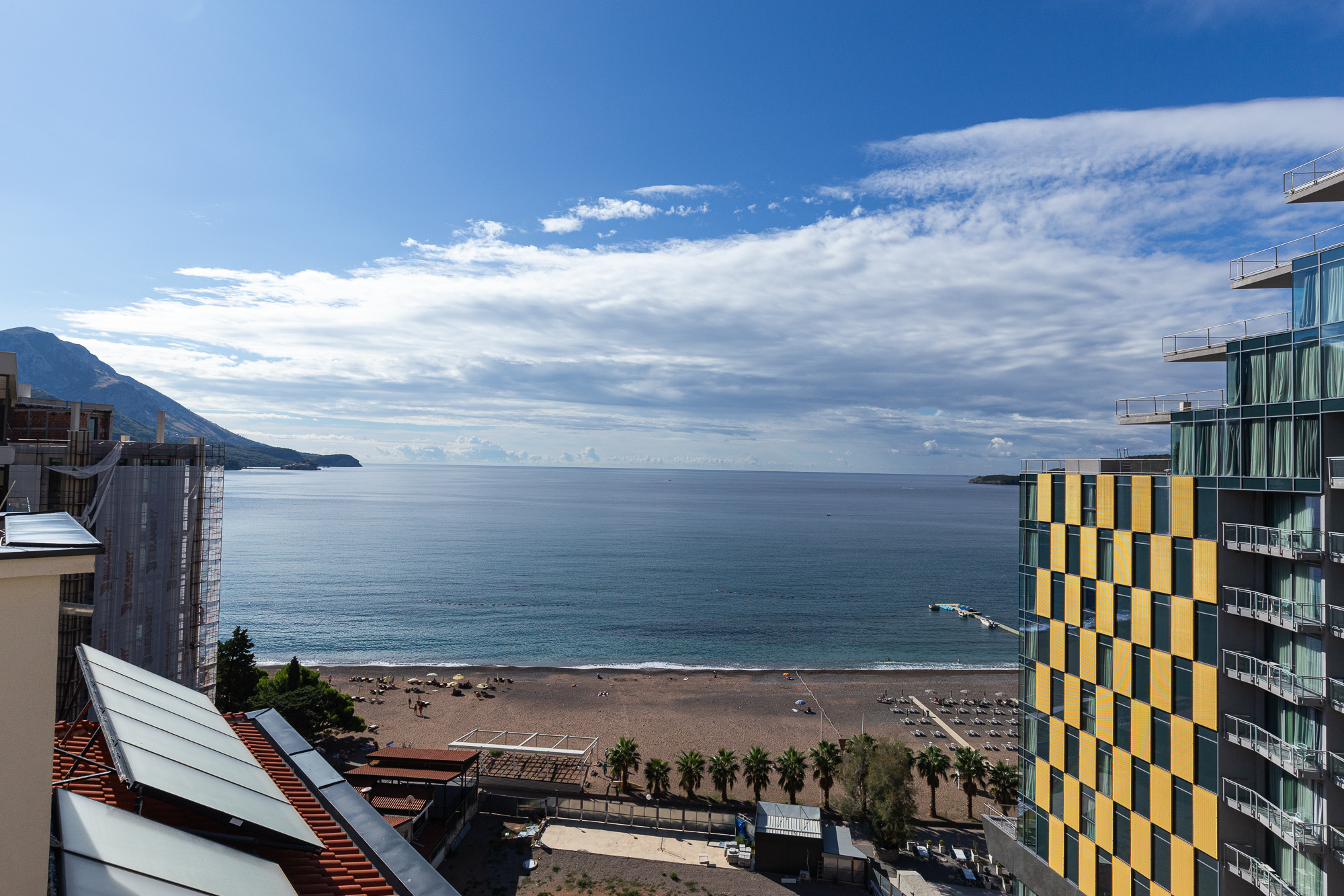 Lux apartments in Becici in an exclusive location