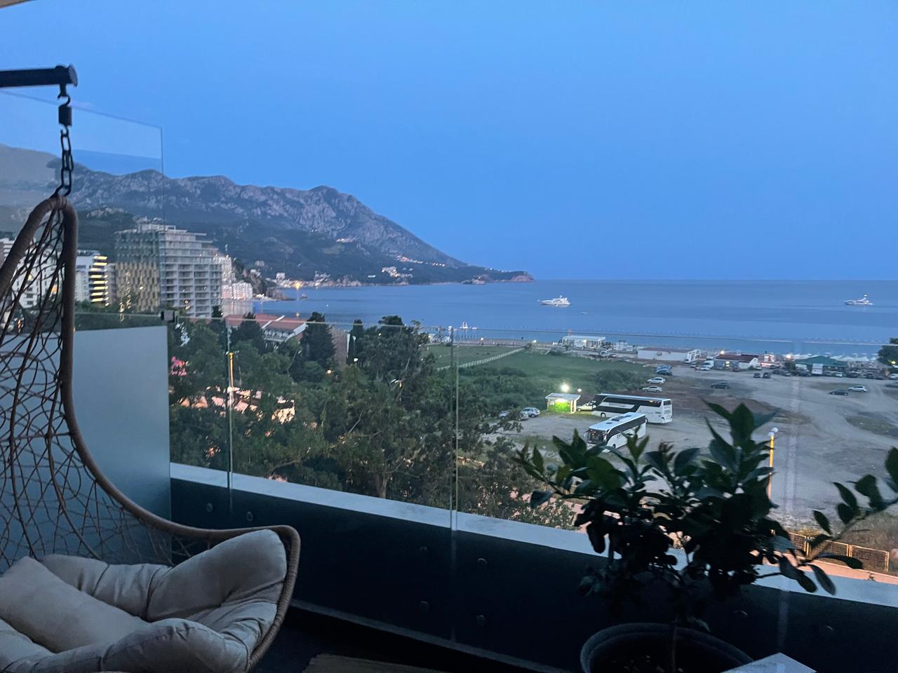 One-bedroom apartment in Bečići, 73 m²