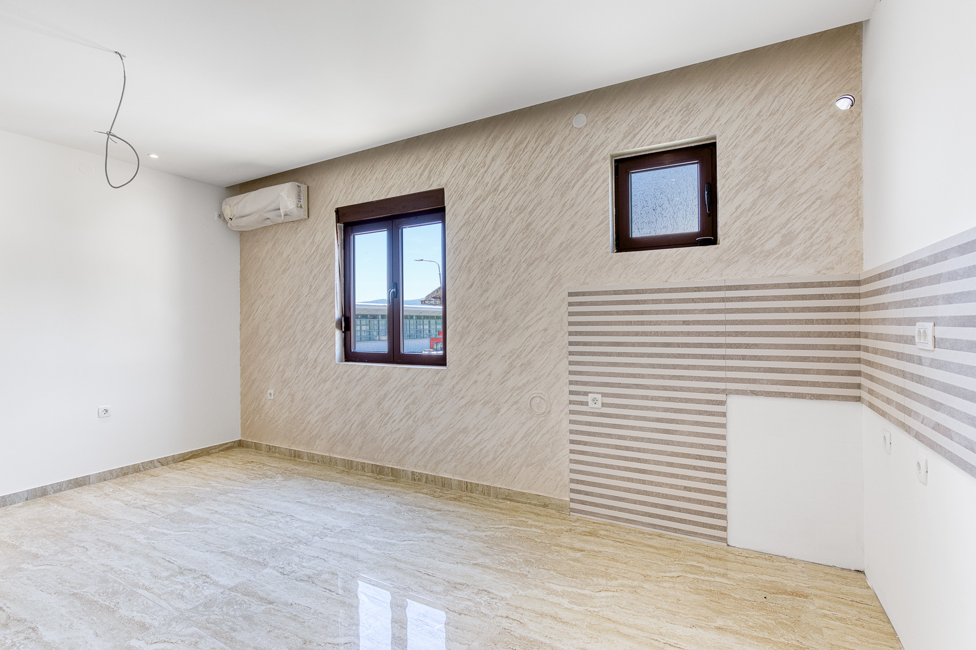 Renovated apartment in Tivat, 78 m²