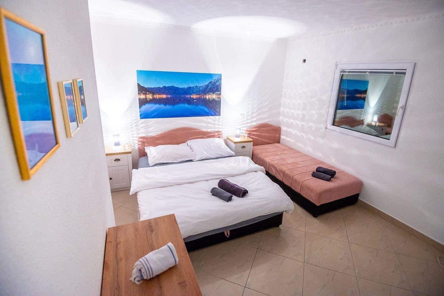 One-bedroom apartment by the sea