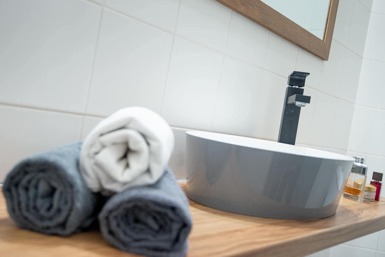 One-bedroom apartment by the sea