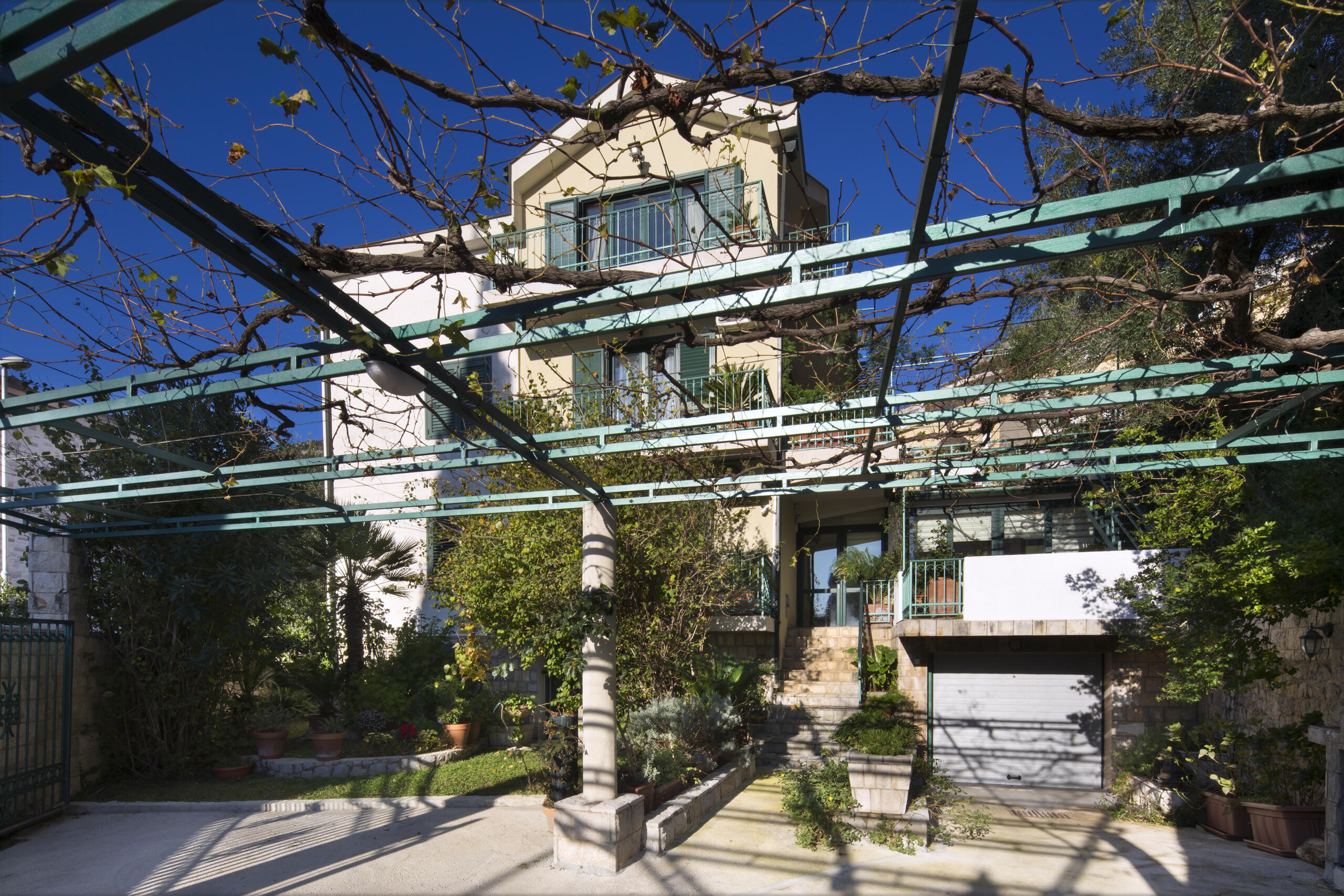 Spacious house in Budva