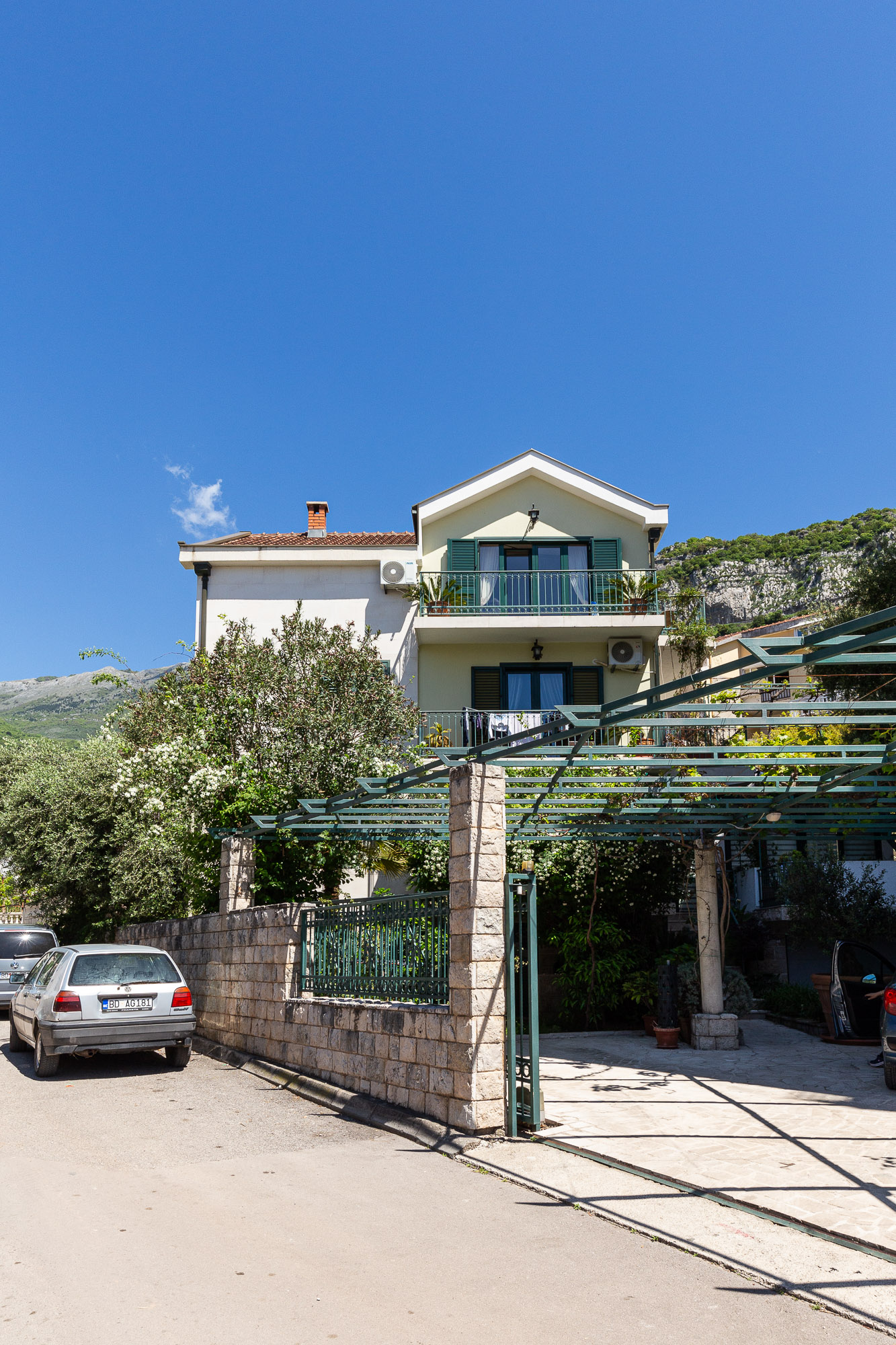 Spacious house in Budva