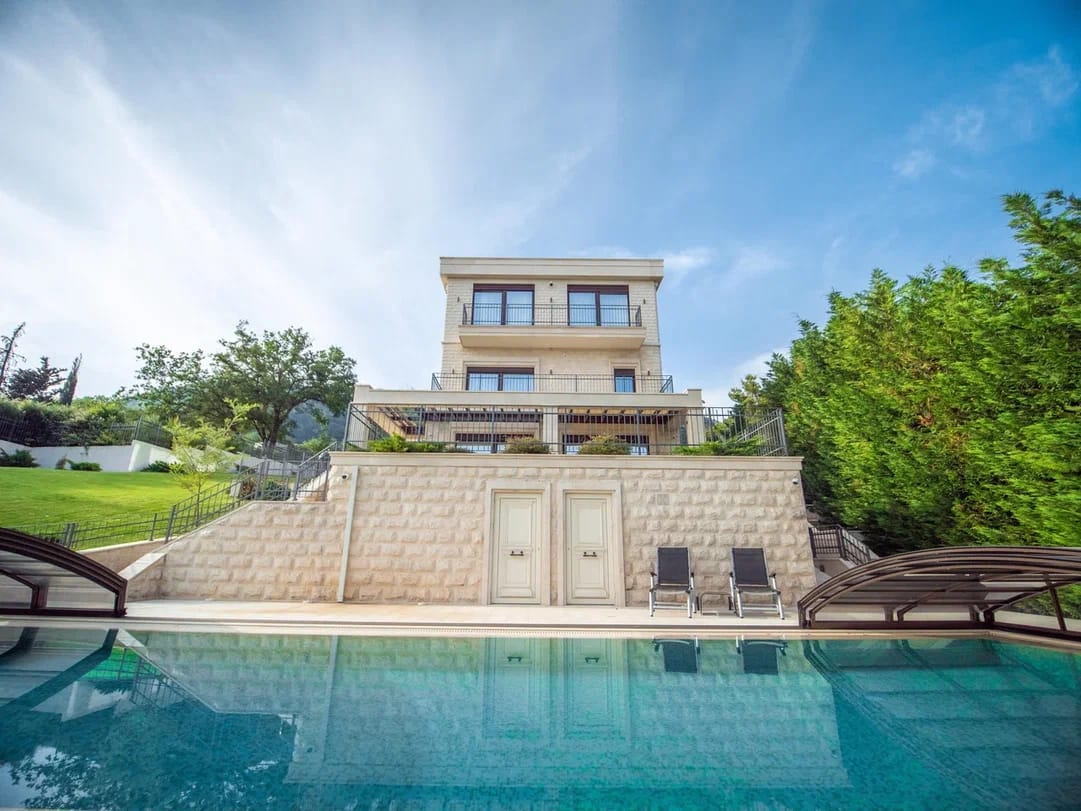 Unique Villa in Tivat