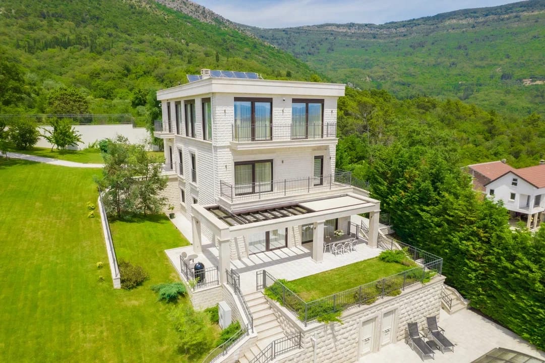 Unique Villa in Tivat