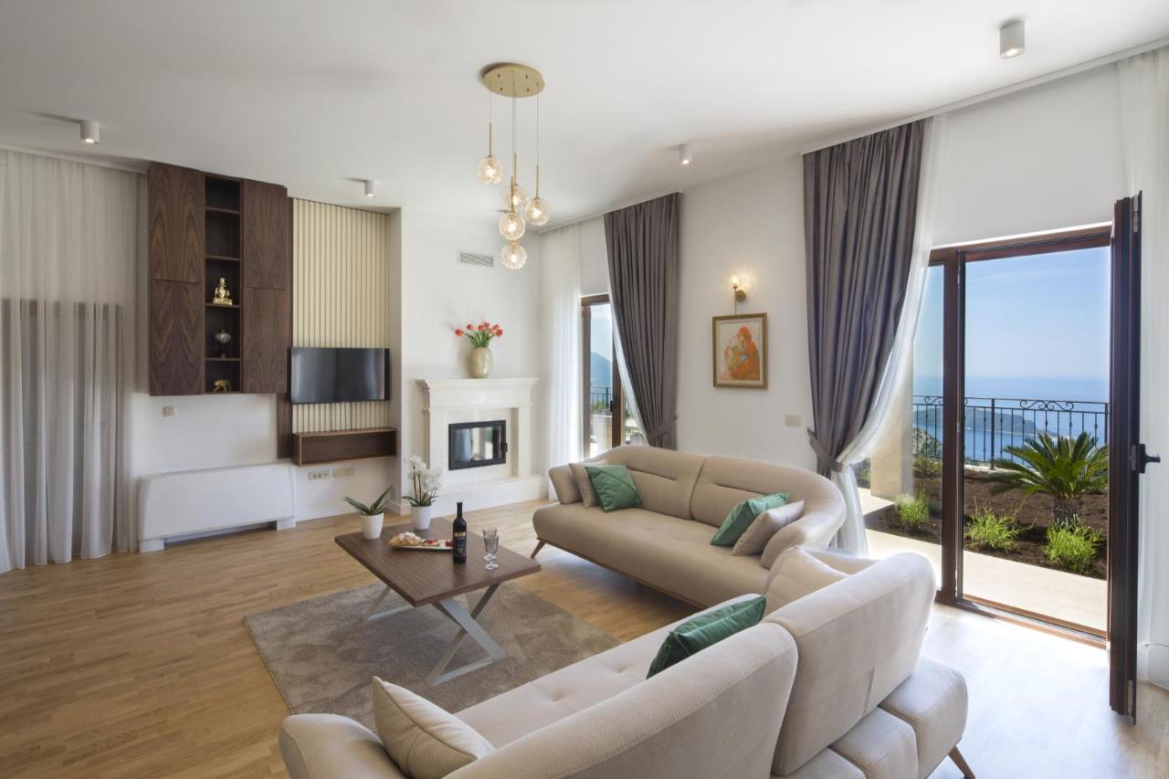 Stunning villa with a panoramic sea view.