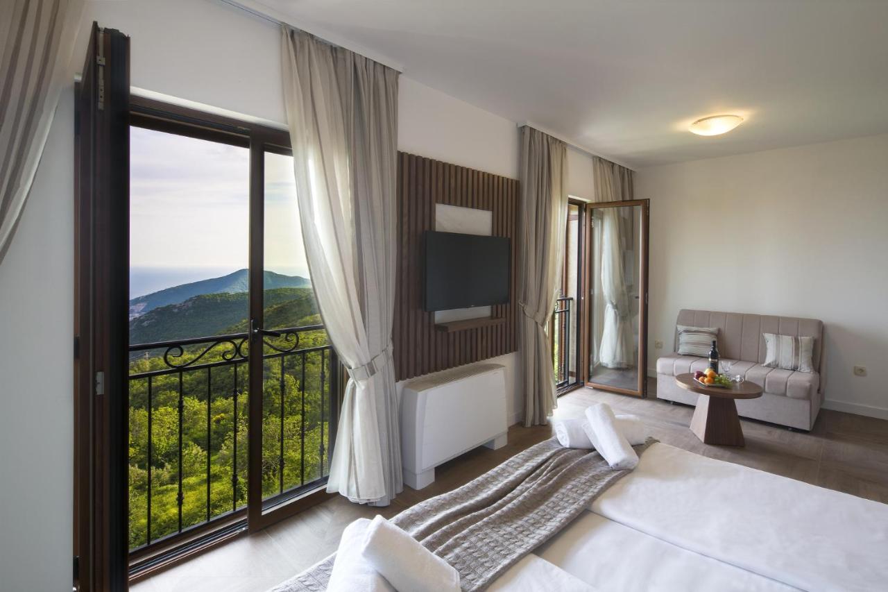 Stunning villa with a panoramic sea view.