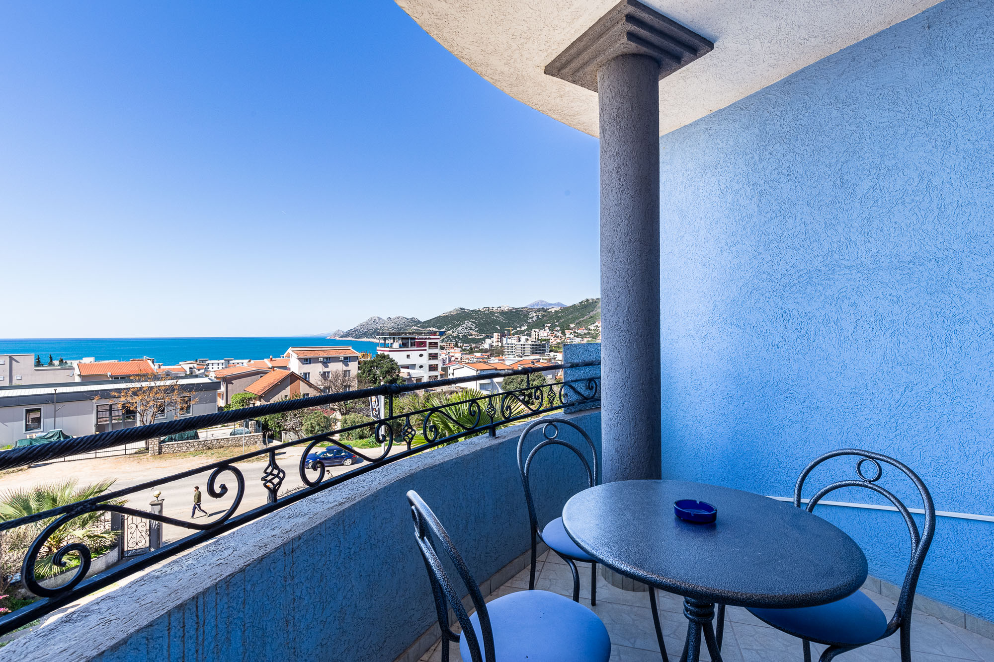 House with Hotel Capacity in Dobre Vode