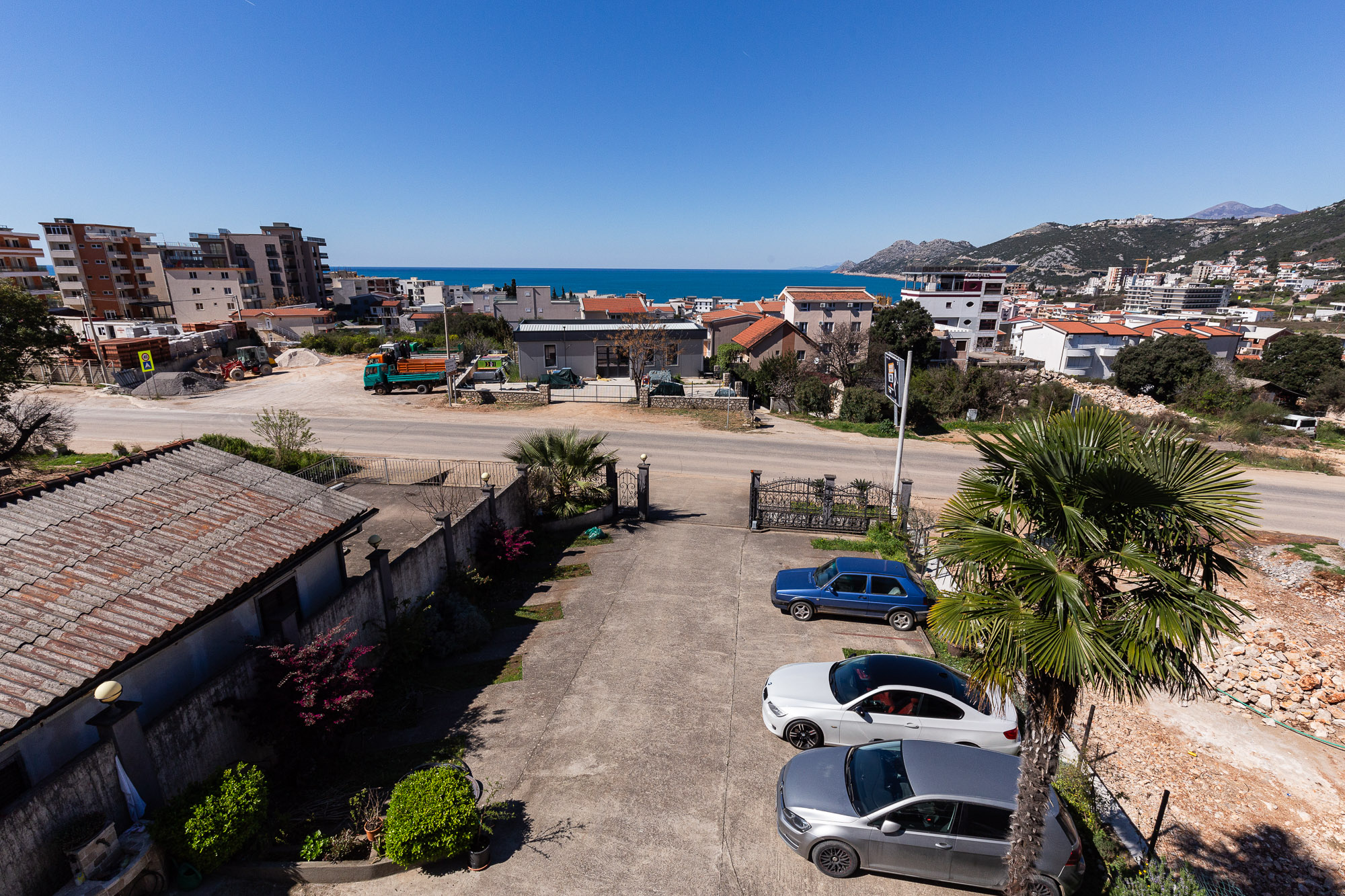 House with Hotel Capacity in Dobre Vode