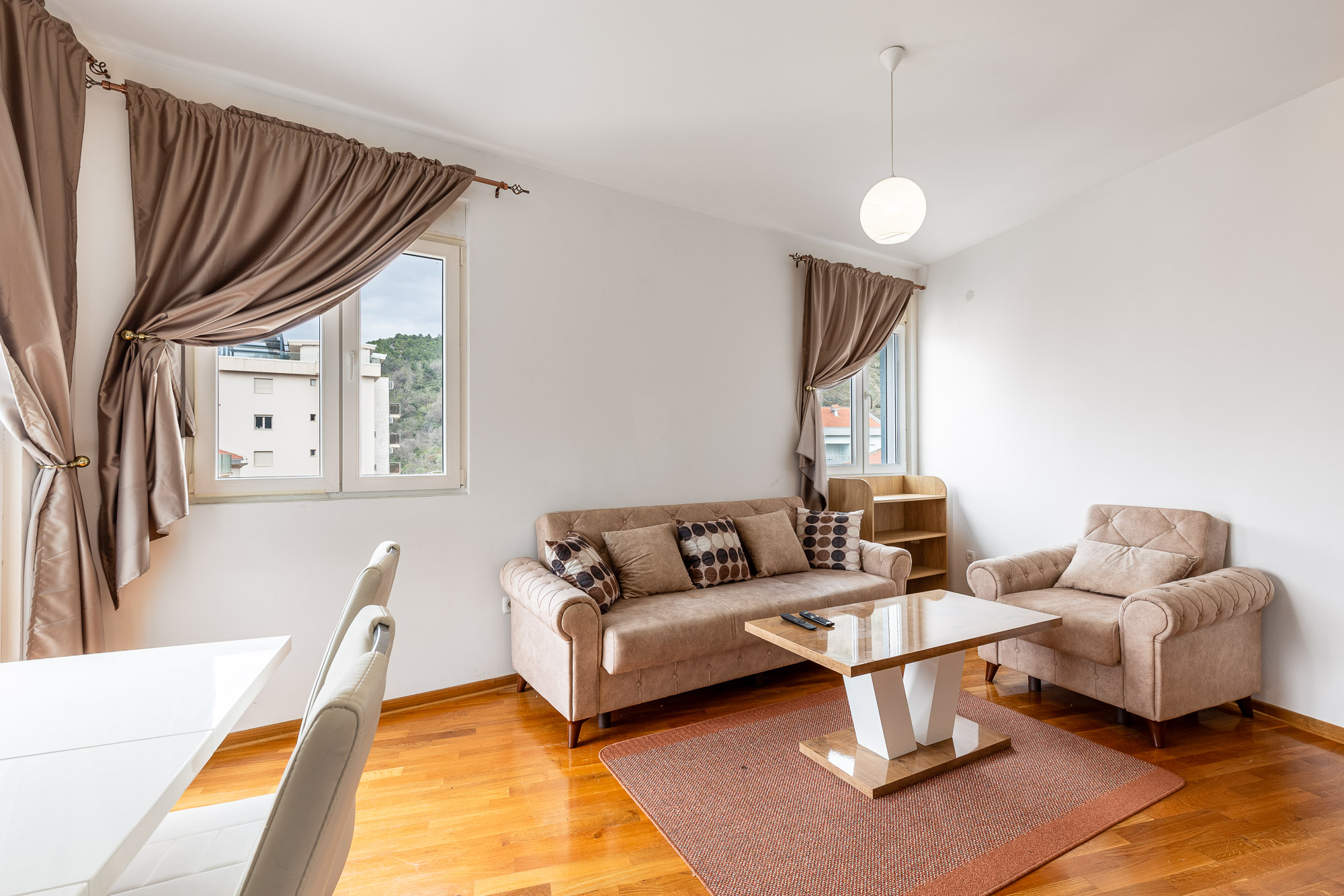 Two-Bedroom Apartment with Sea View in Bečići