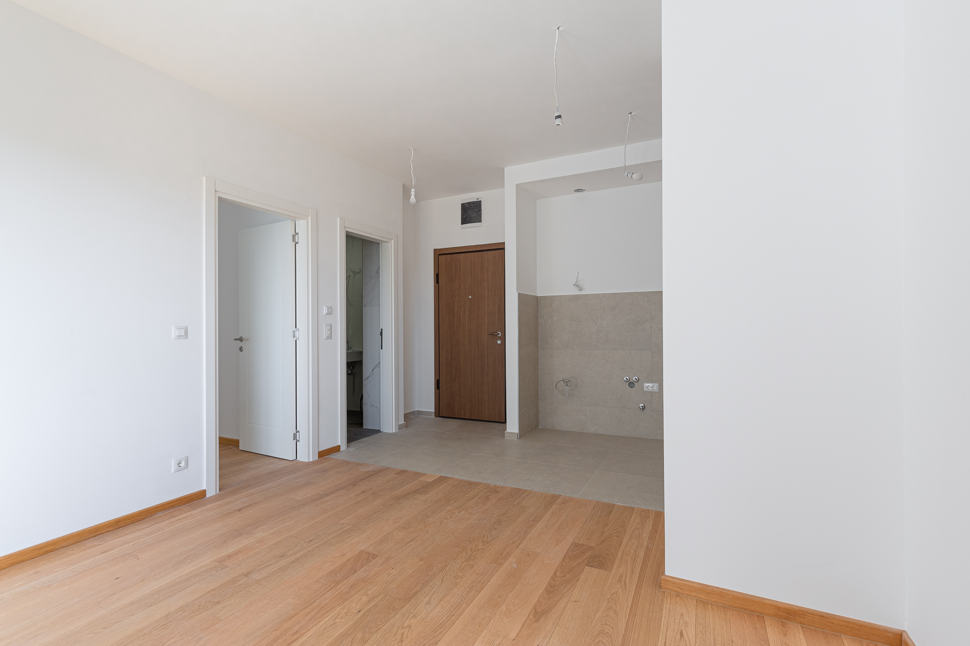 One-bedroom apartment with garage, Bečići