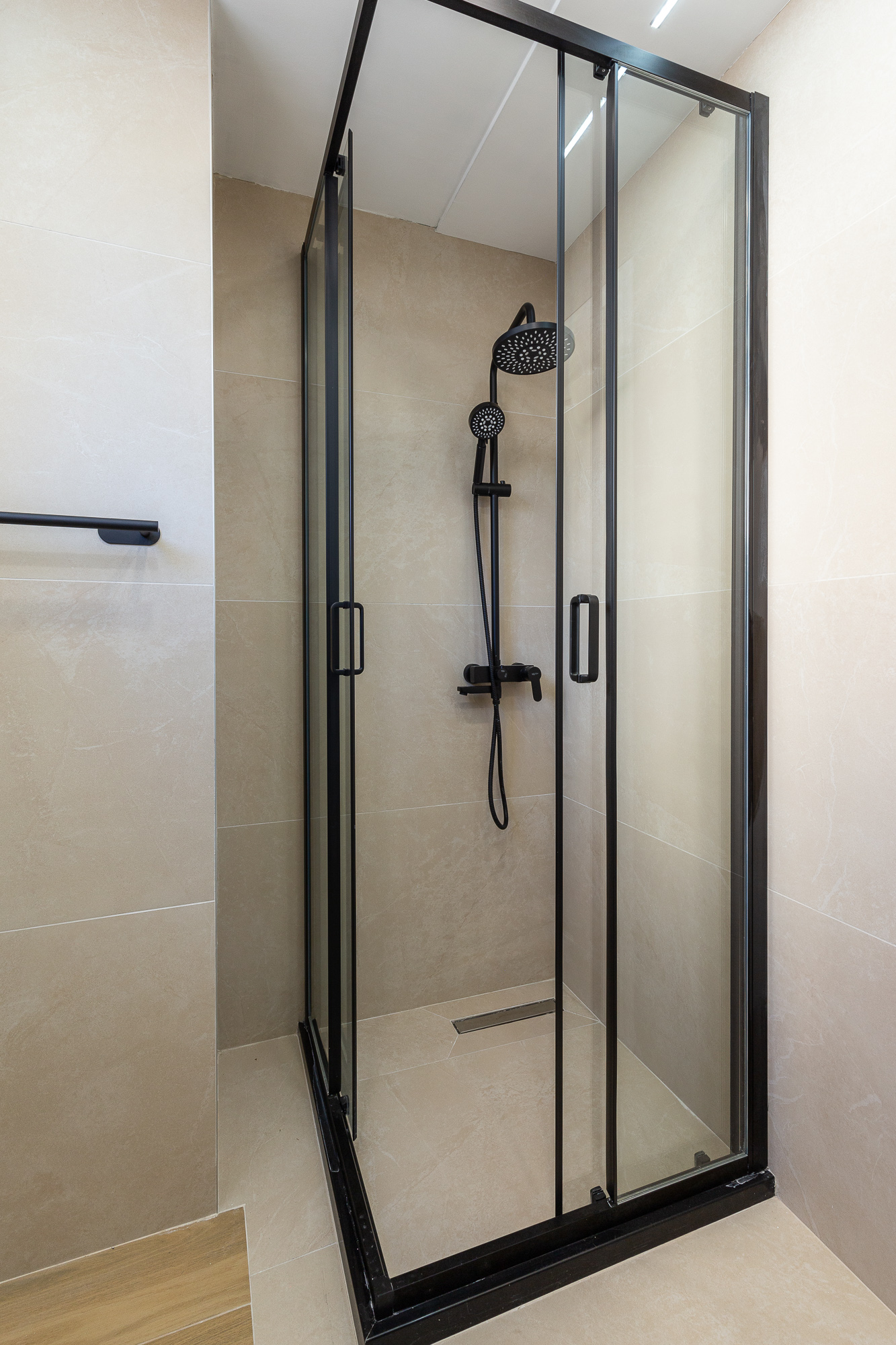 Spacious 64 m² Apartment with Sea View in Bečići