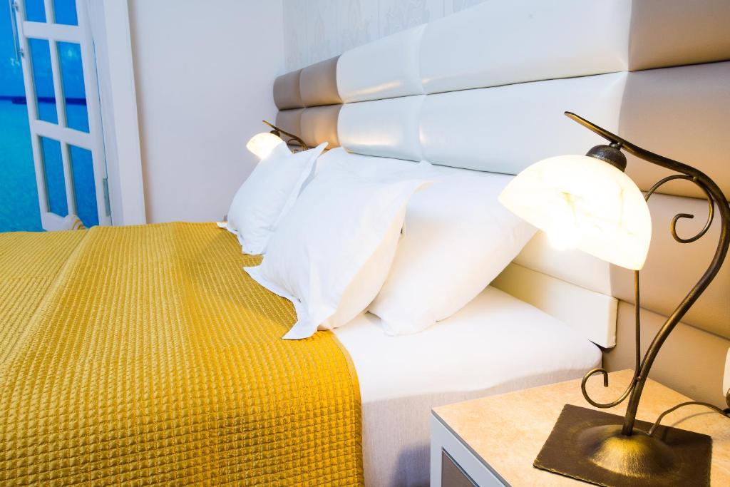 Apartments for Sale in Bečići – Perfect Location for Living & Investment.