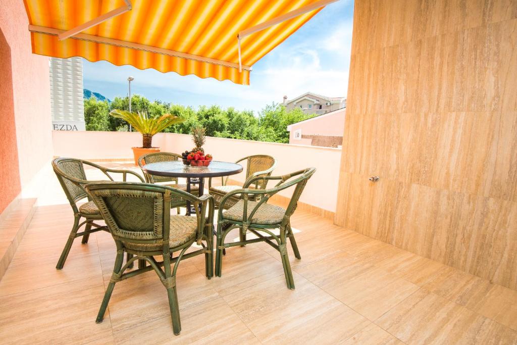 Apartments for Sale in Bečići – Perfect Location for Living & Investment.