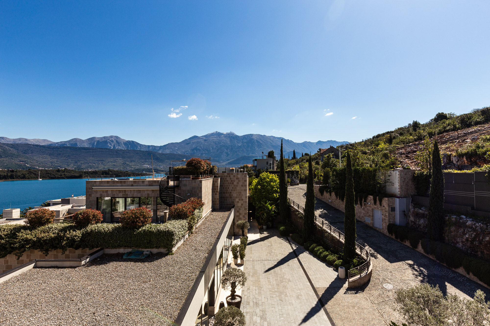 Luxury 44 m² Apartment with Sea View in Radovići