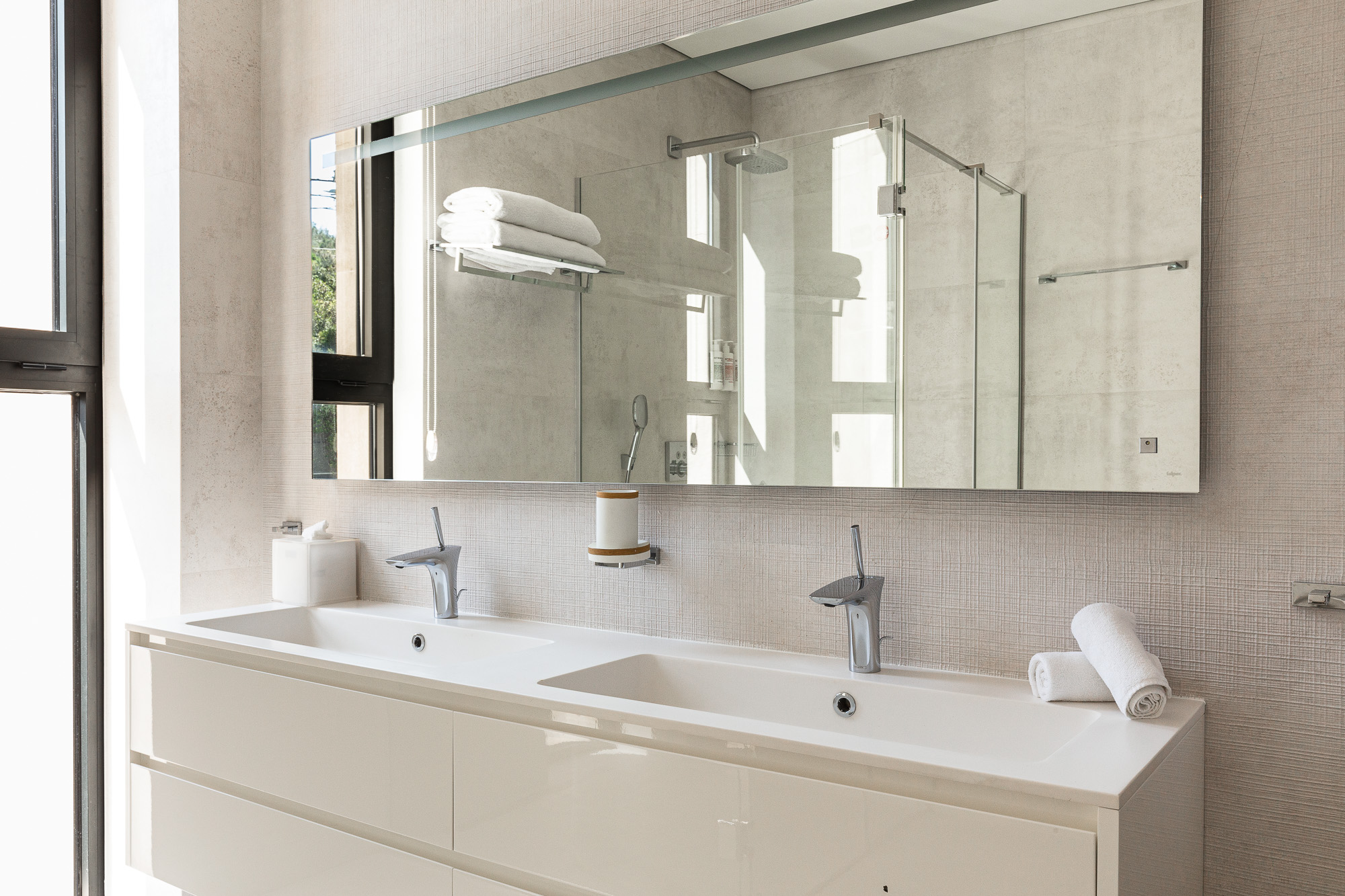 Luxury 44 m² Apartment with Sea View in Radovići