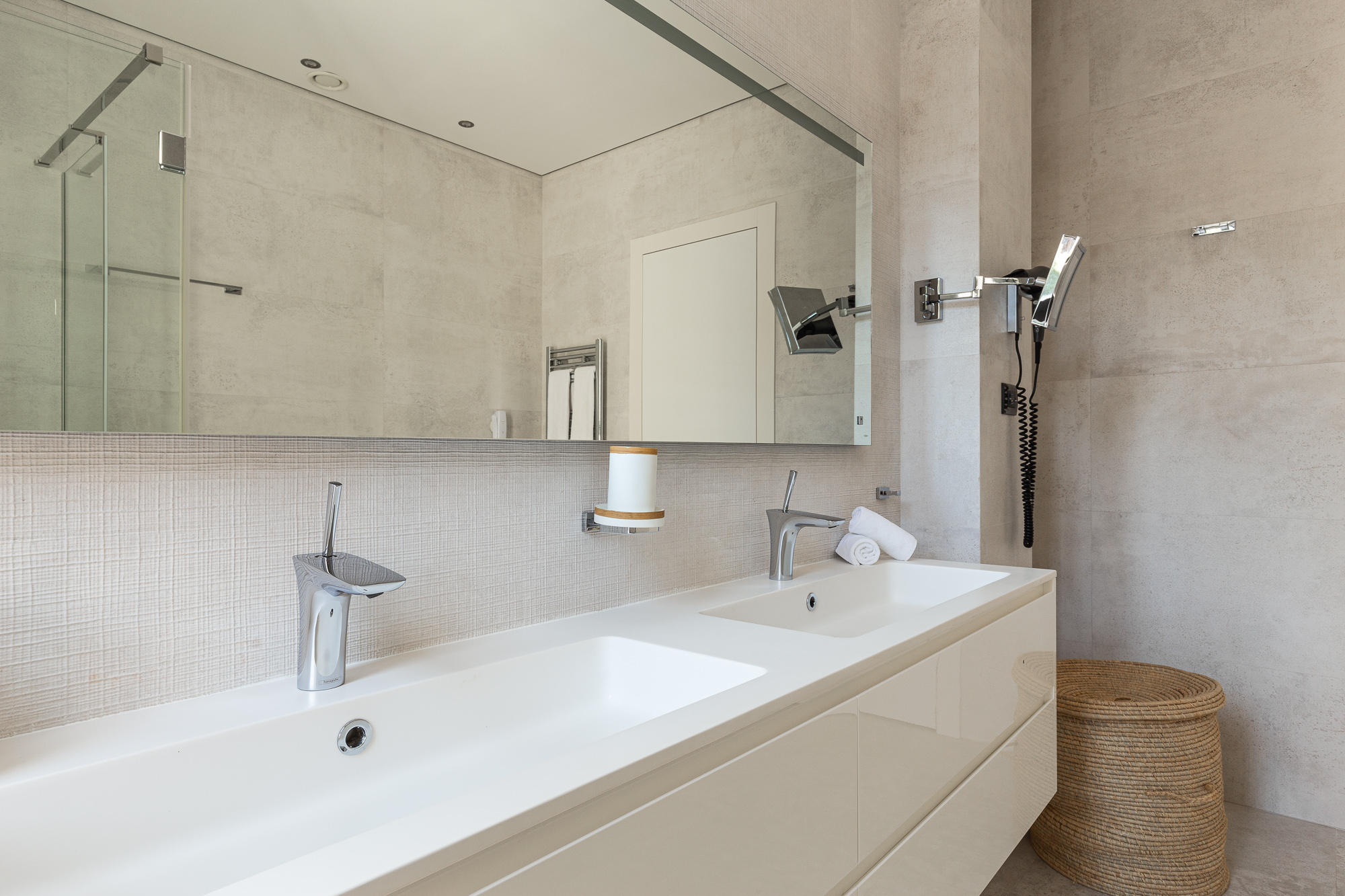 Luxury 44 m² Apartment with Sea View in Radovići