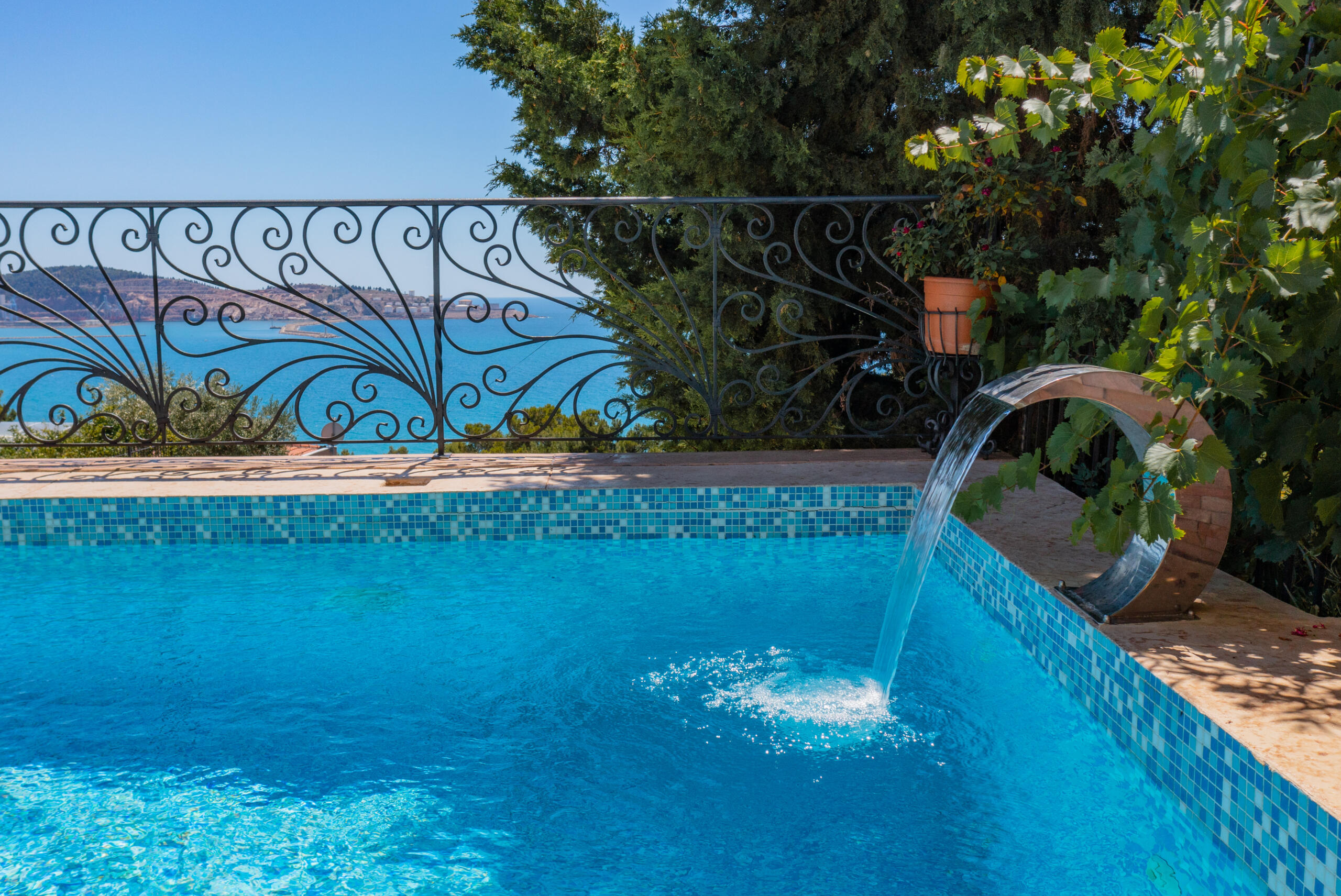 Stunning House with Sea View and Pool for Sale