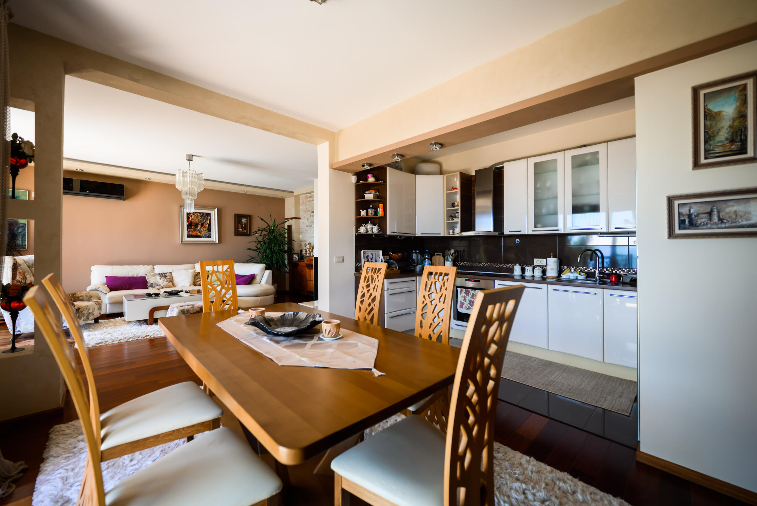 Stunning House with Sea View and Pool for Sale