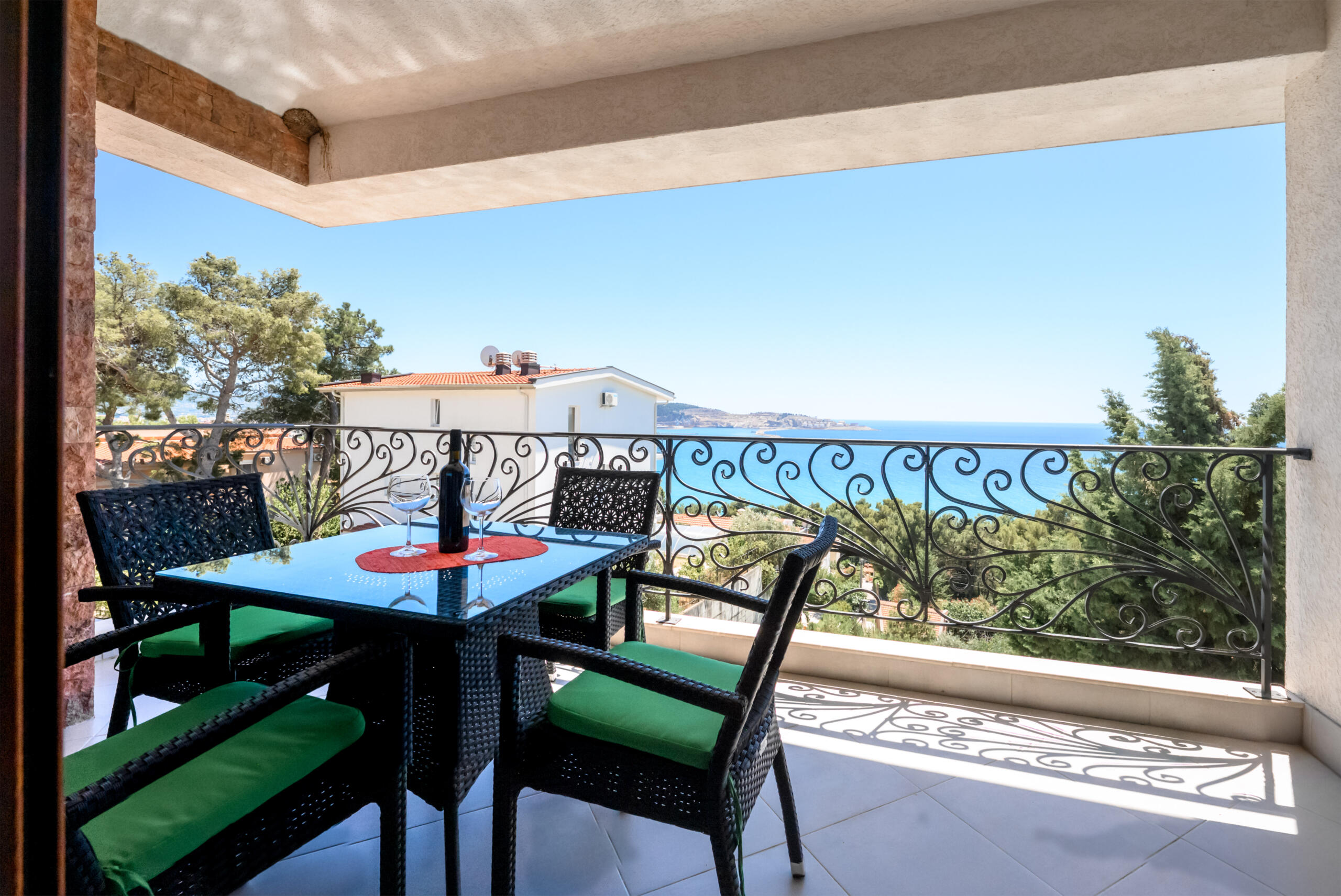 Stunning House with Sea View and Pool for Sale