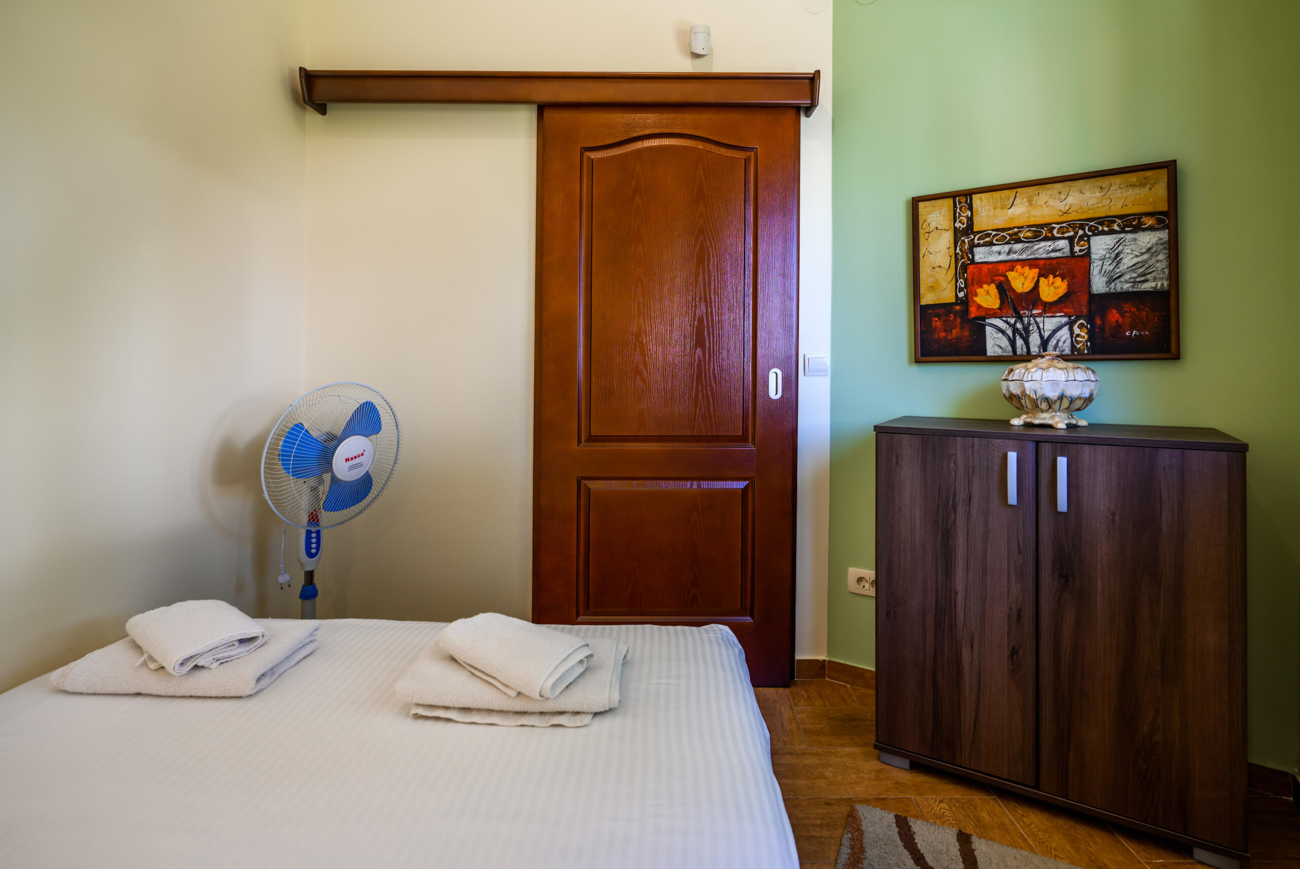 Stunning House with Sea View and Pool for Sale