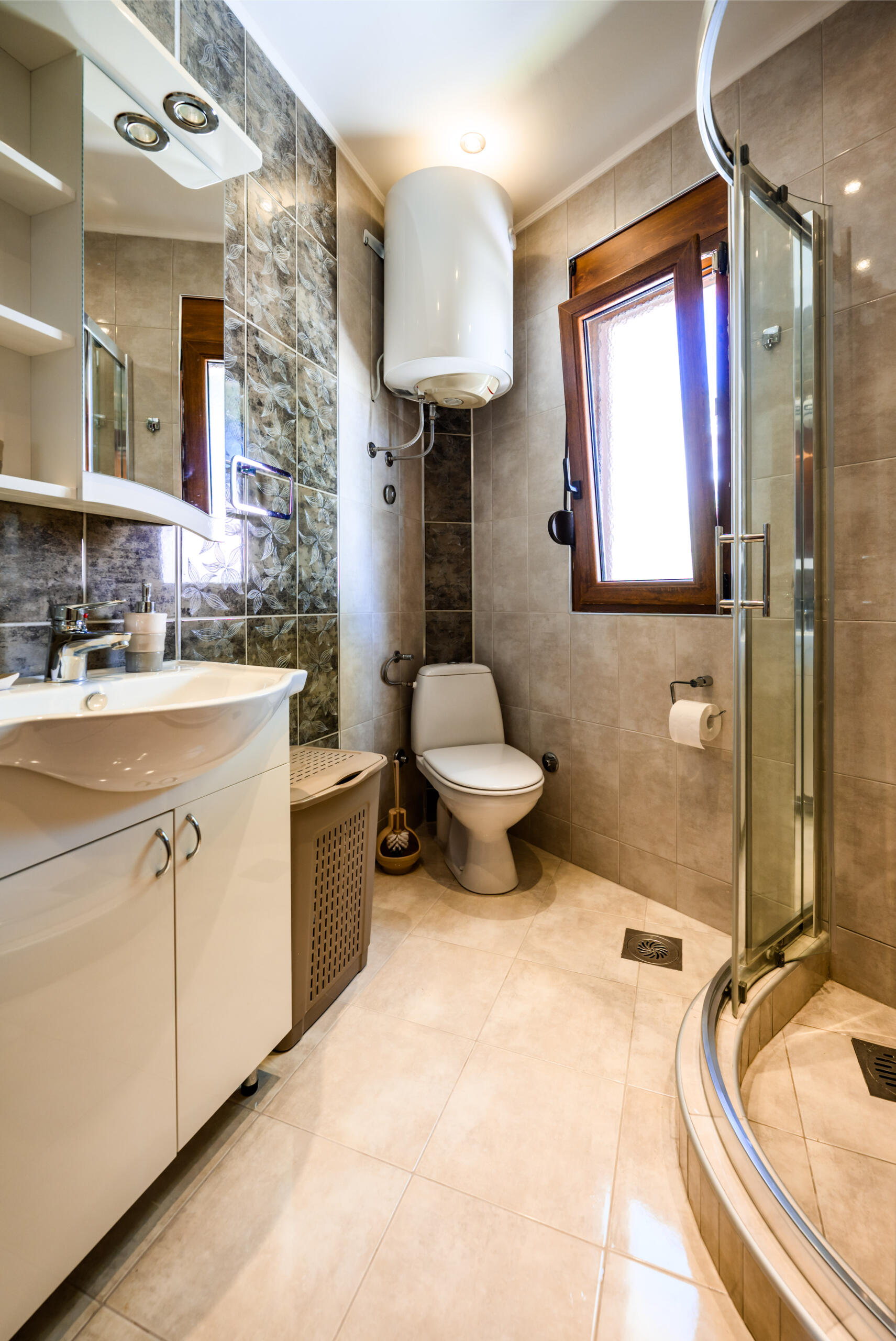 Stunning House with Sea View and Pool for Sale