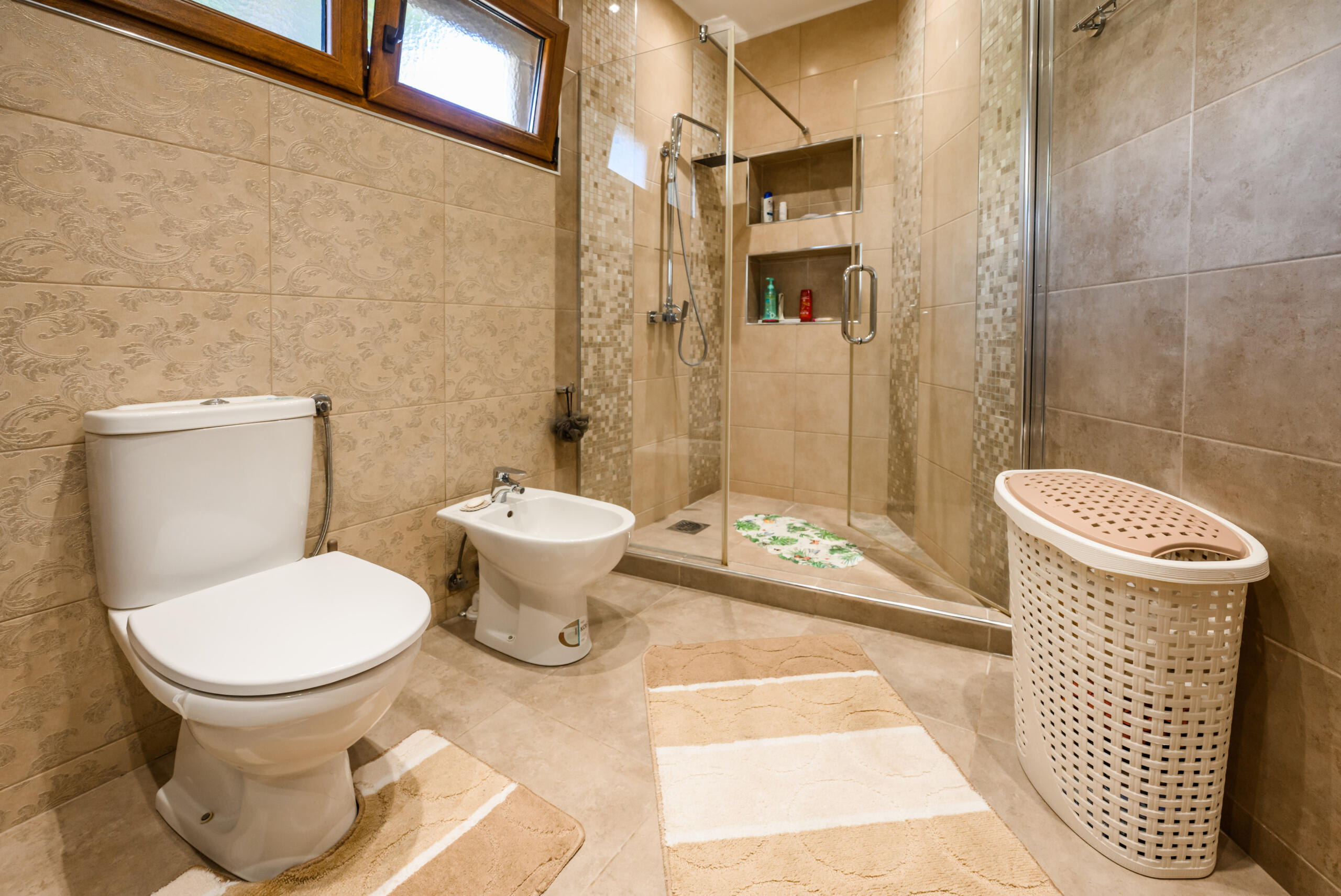 Stunning House with Sea View and Pool for Sale