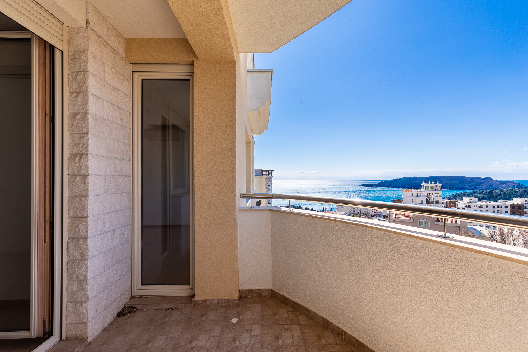 52 m² Apartment with Sea View and Two Terraces in Bečići