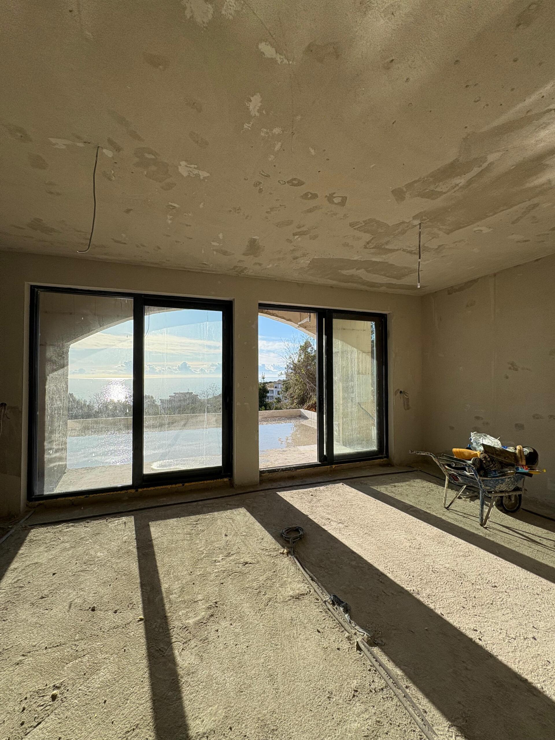 Modern Luxury Building with Sea View for Sale in Ulcinj