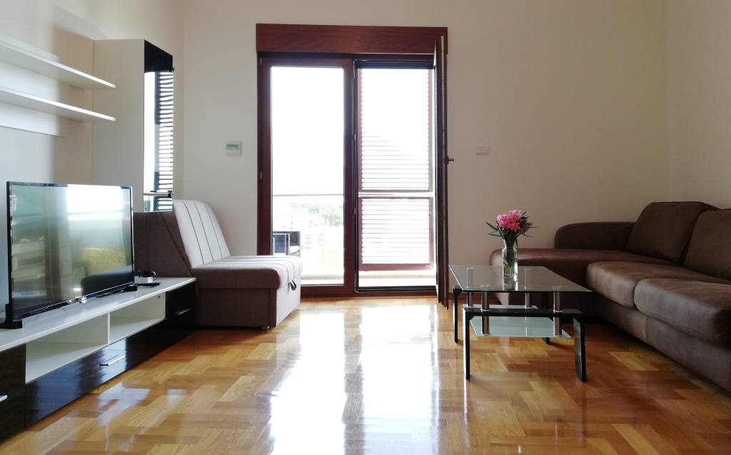 Cozy Seaview Apartment in Bečići