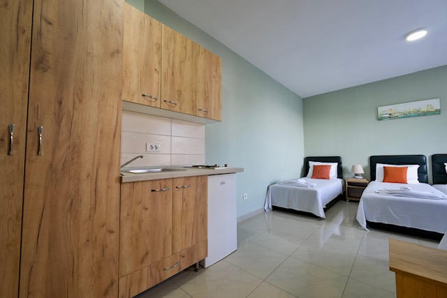 Cozy hotel by the sea, 34 apartments, great investment