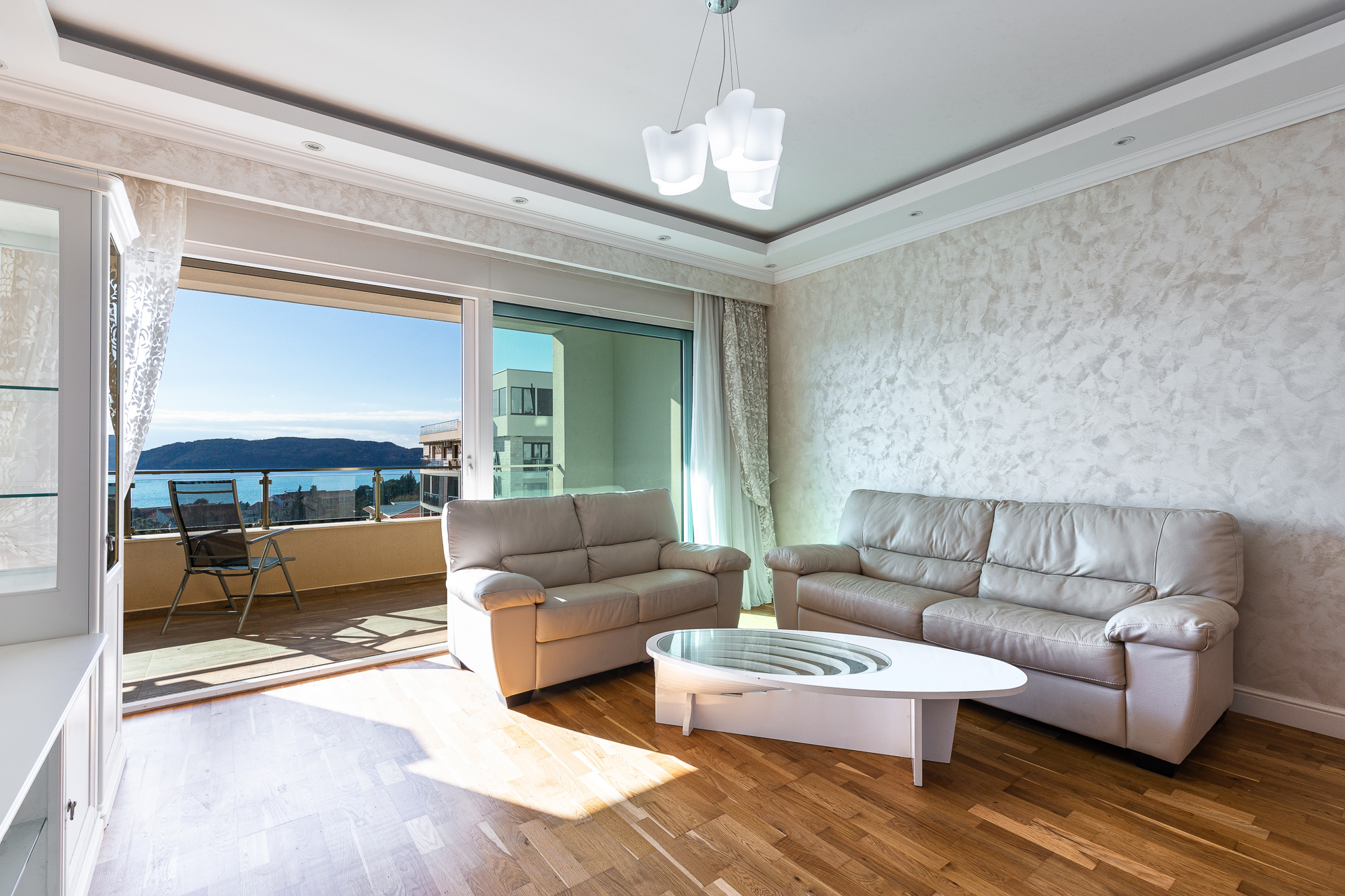 Seaview Luxury Apartment in Bečići”