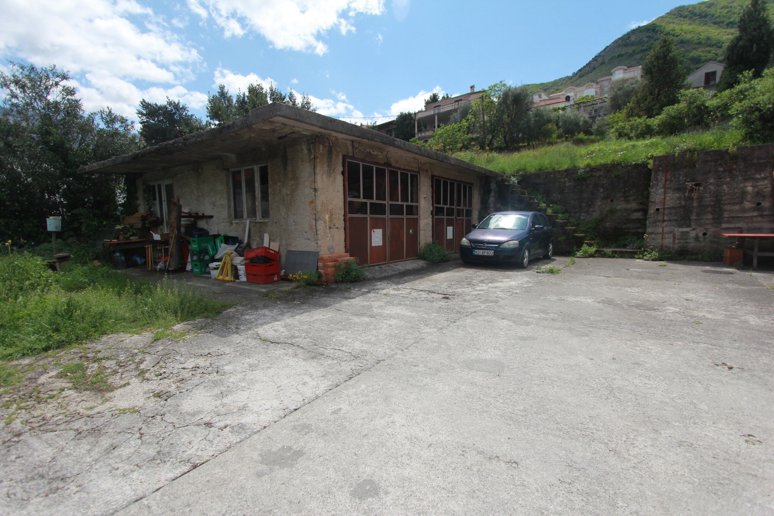 HOUSE FOR SALE IN PRCANJ