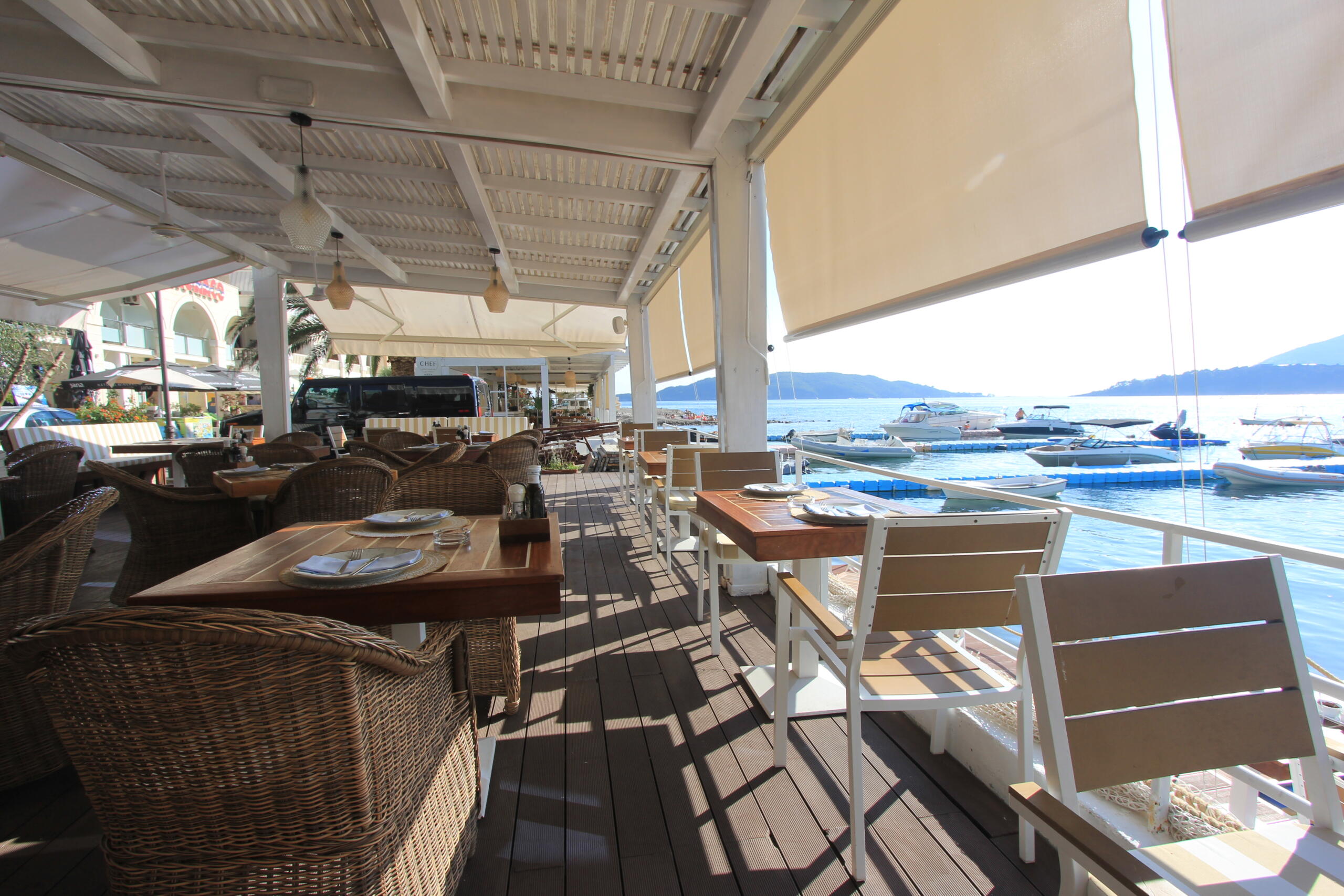 Restaurant first line to the sea in Rafailovici for sale